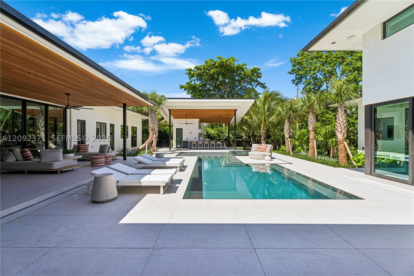 12250 SW 62nd Ave Pinecrest, FL 33156