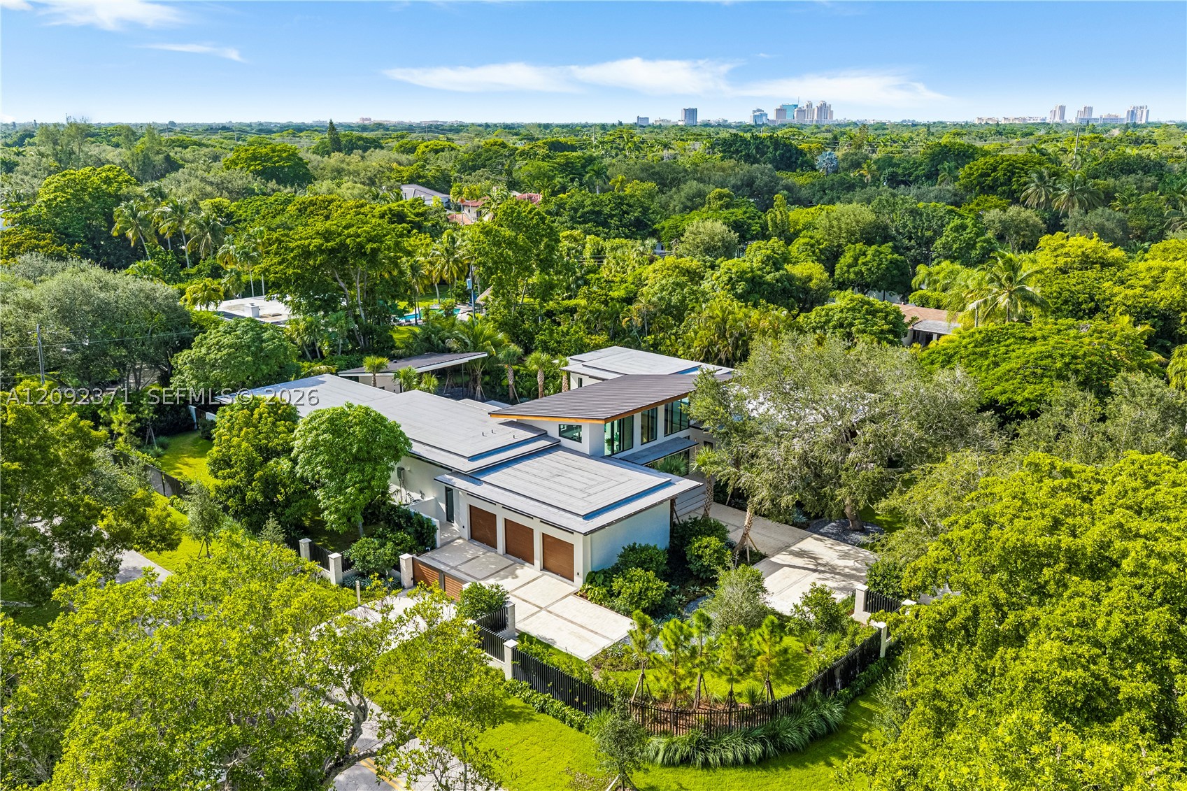 12250 SW 62nd Ave Pinecrest, FL 33156