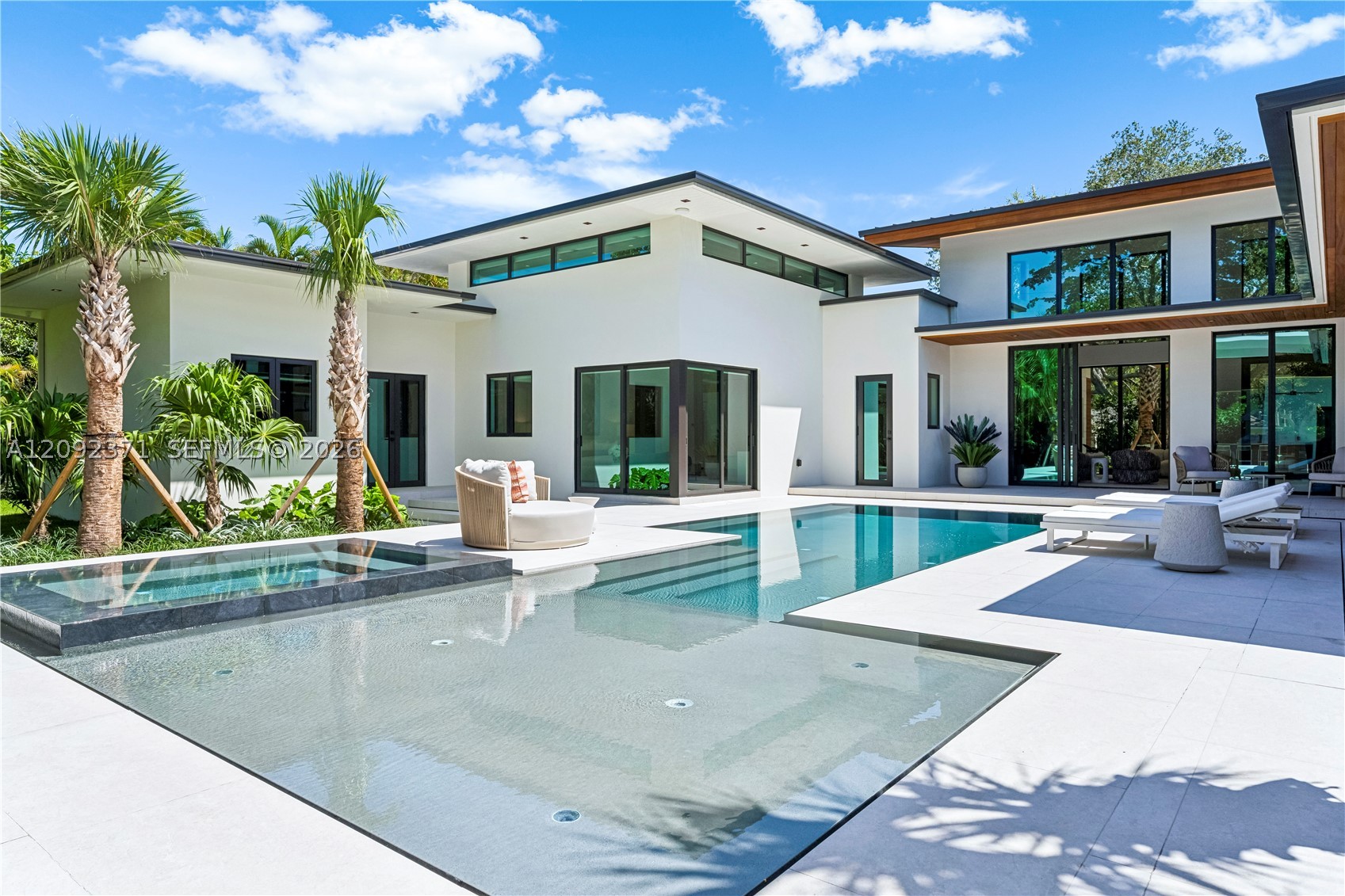 12250 SW 62nd Ave Pinecrest, FL 33156