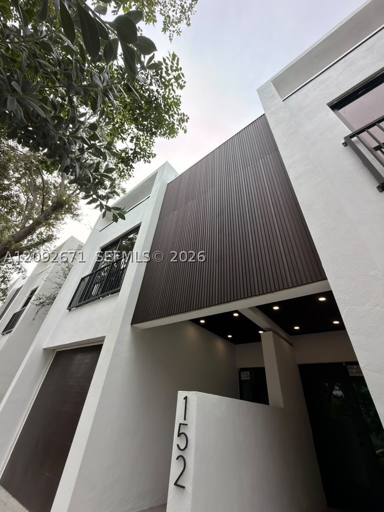 152 NW 33rd St Miami, FL 33127