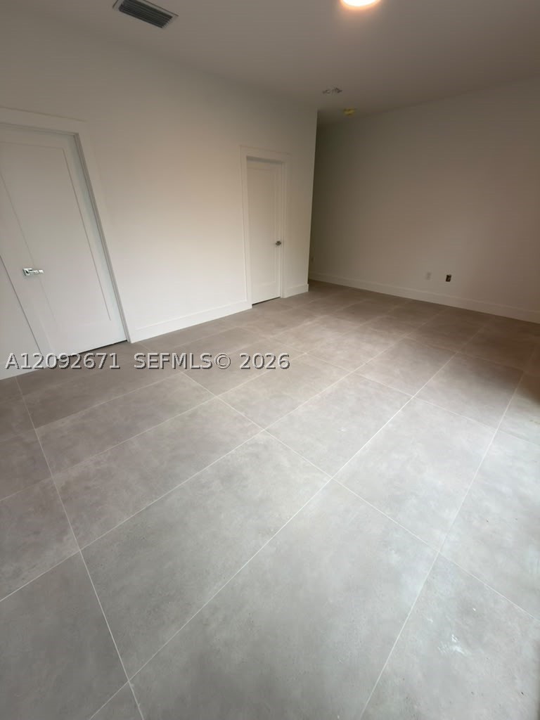 152 NW 33rd St Miami, FL 33127