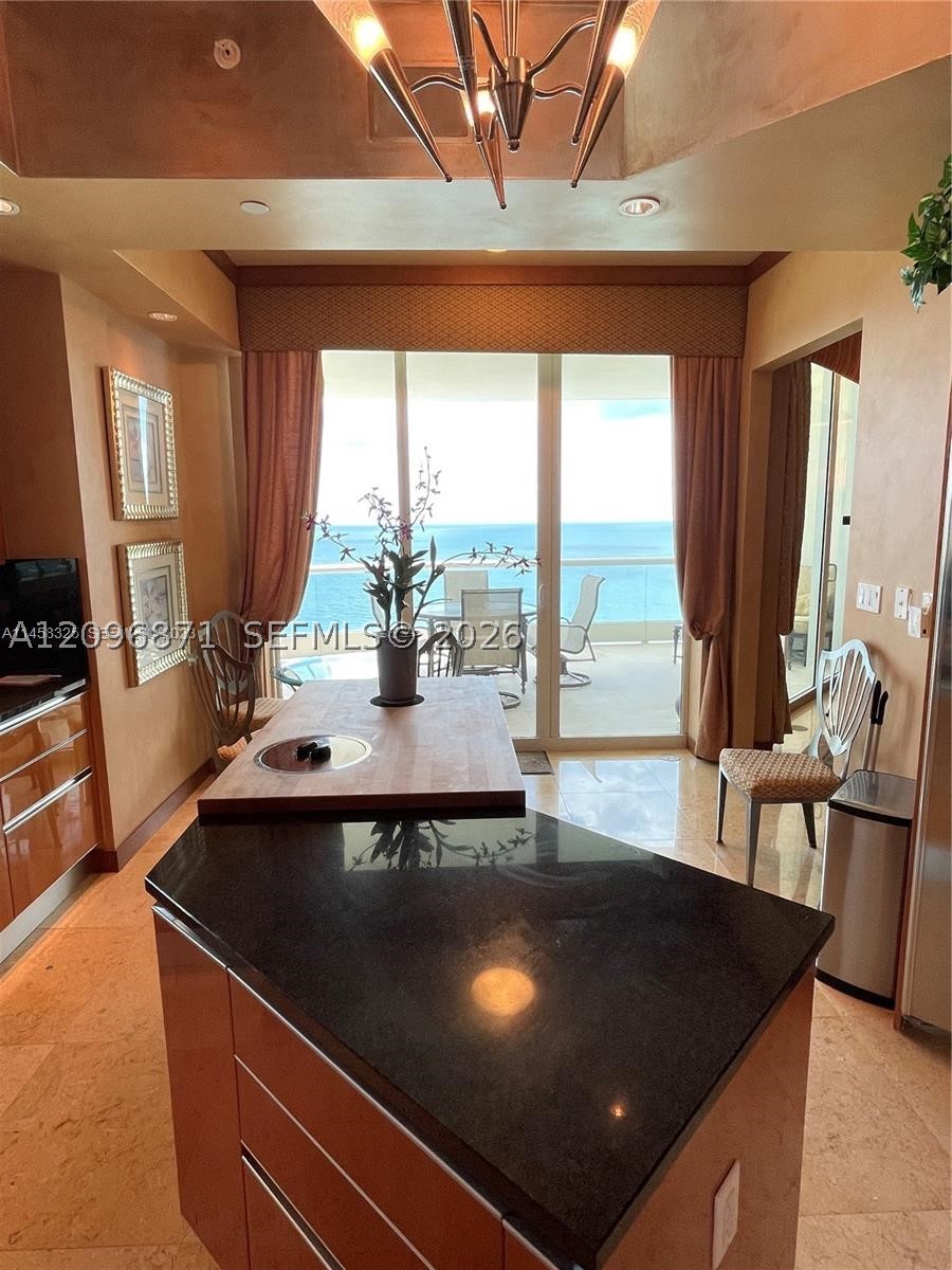 image Turnberry Ocean Colony South10