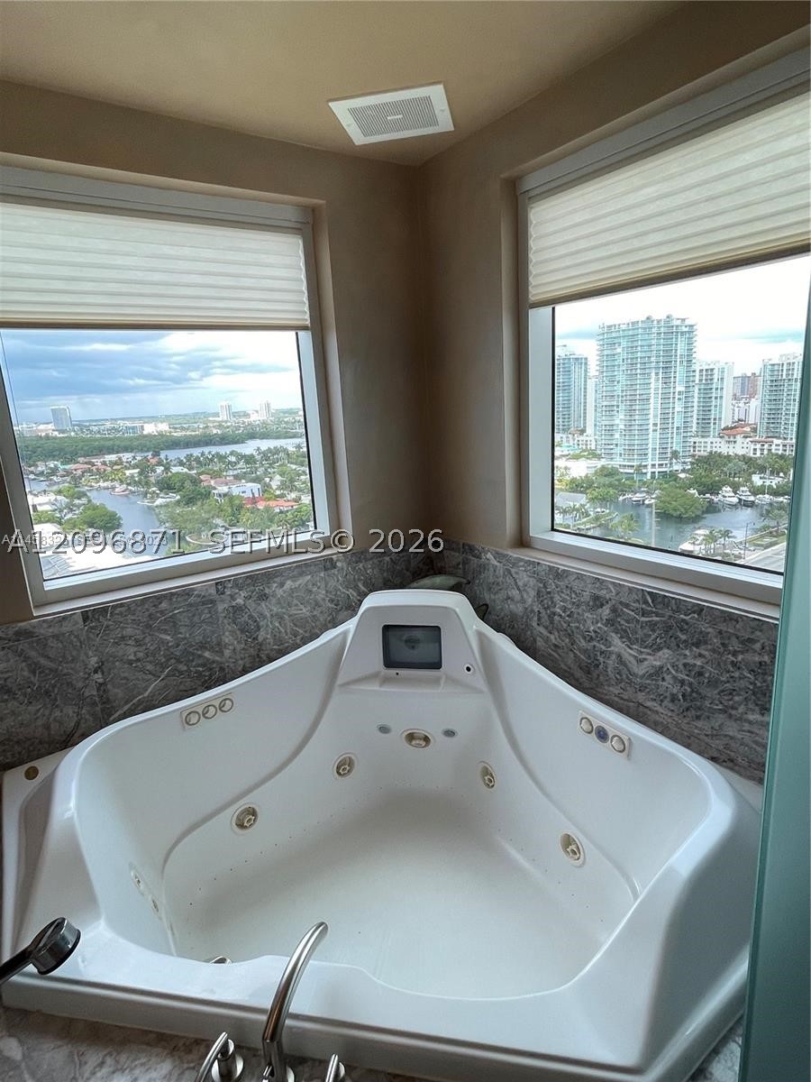 image Turnberry Ocean Colony South18