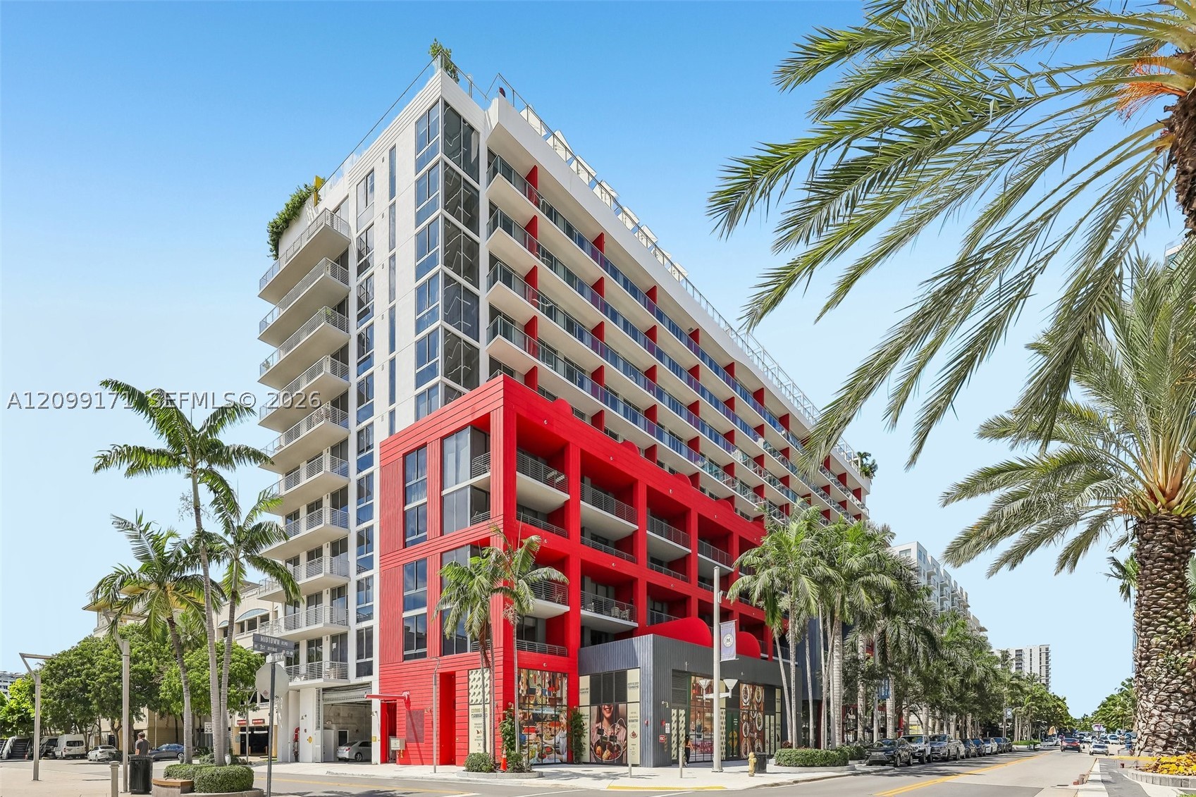 90 Ne 32nd St #701