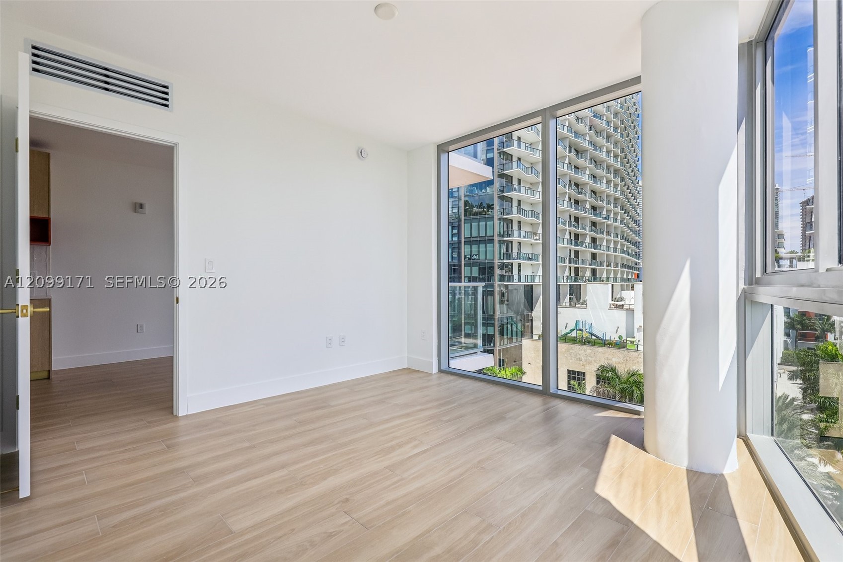 90 Ne 32nd St #701 Miami, FL 33137