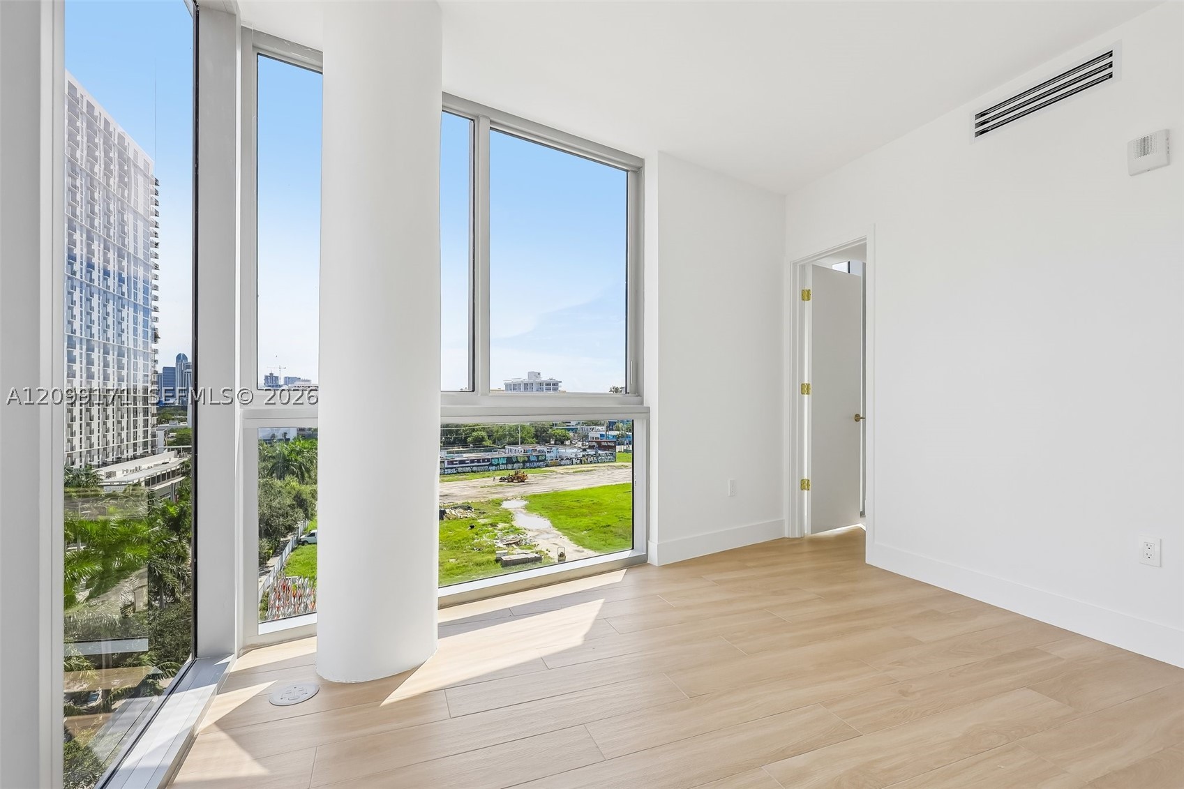 90 Ne 32nd St #701 Miami, FL 33137