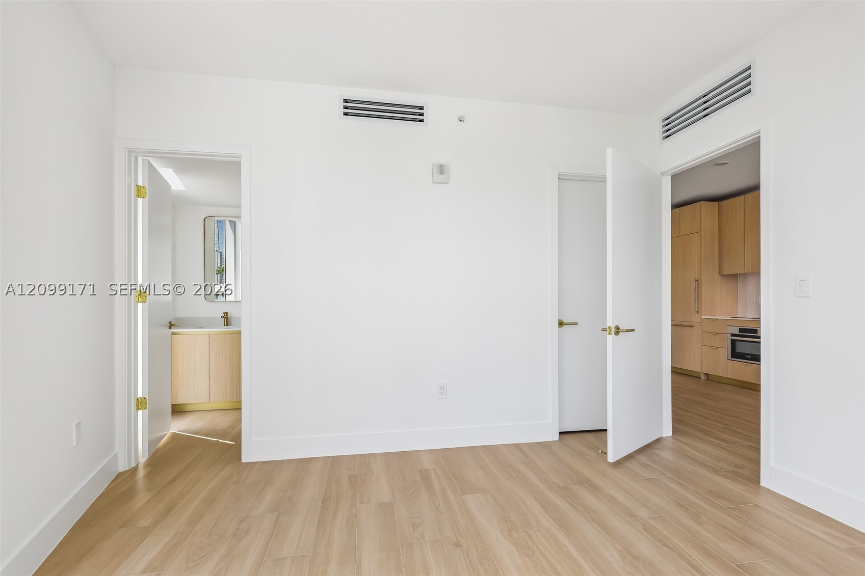 90 Ne 32nd St #701 Miami, FL 33137