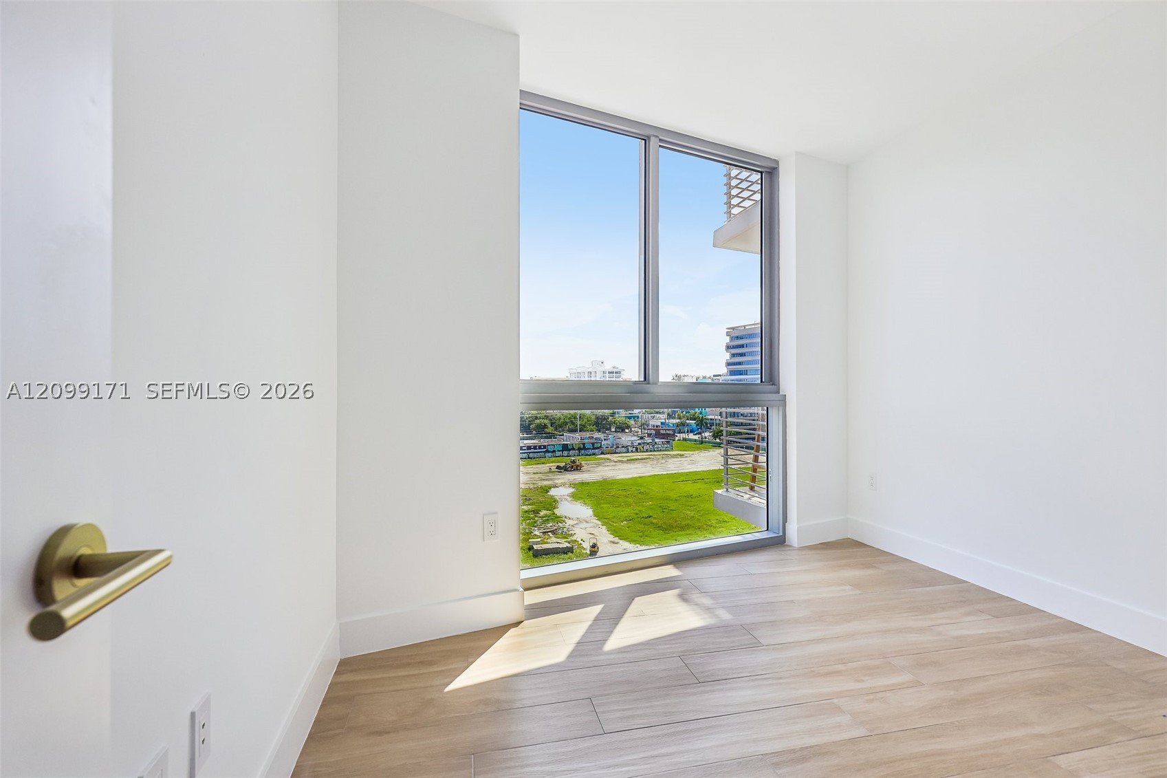 90 Ne 32nd St #701 Miami, FL 33137