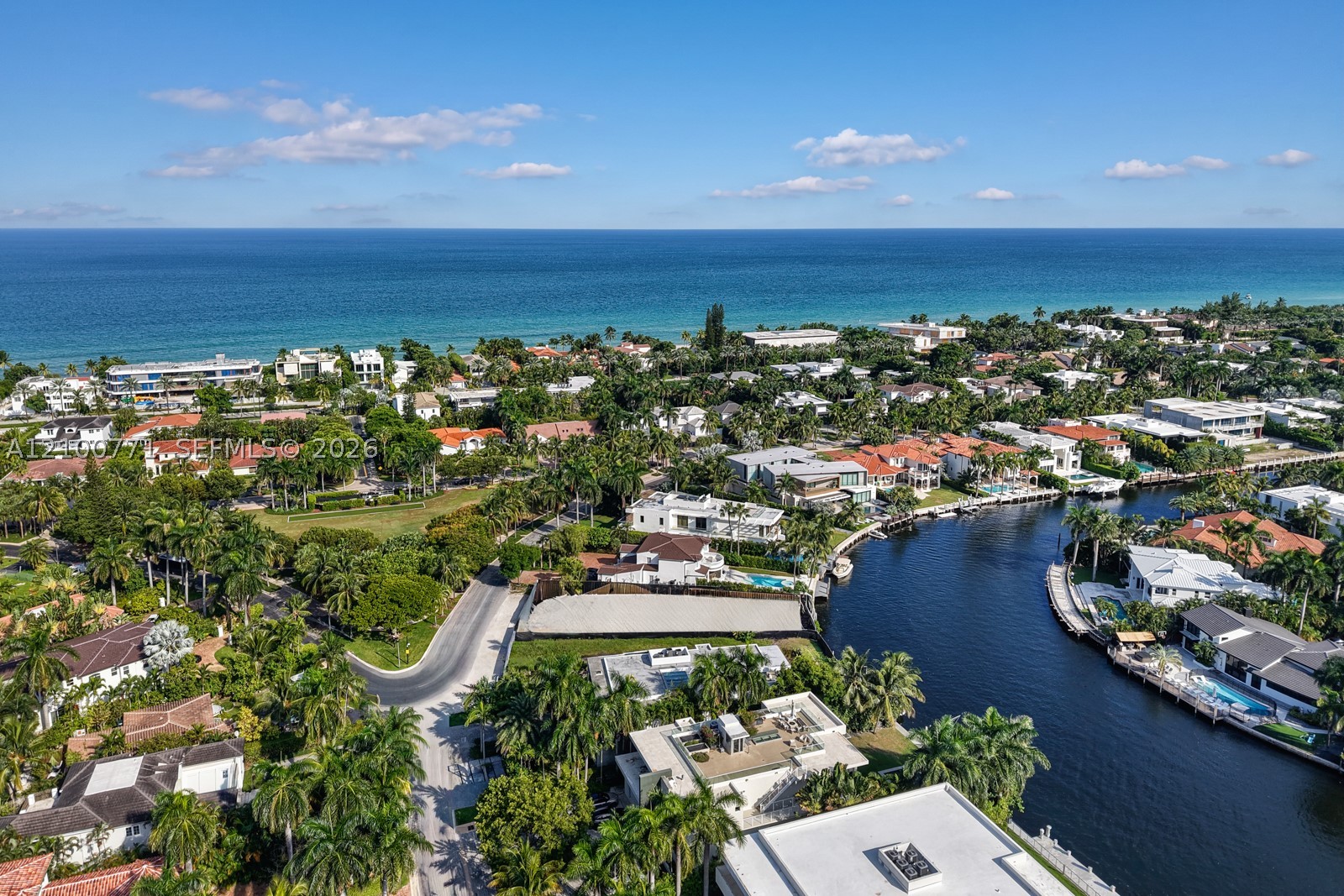 476 N Parkway Pkwy Golden Beach, FL 33160