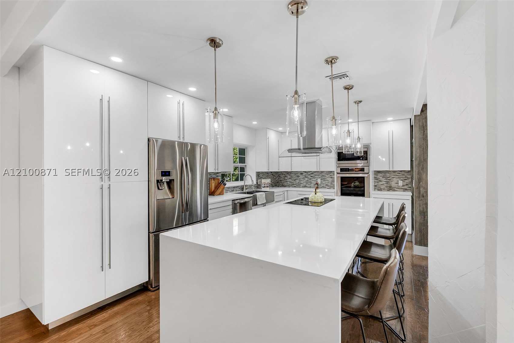 8810 Garland Ave Surfside, FL 33154