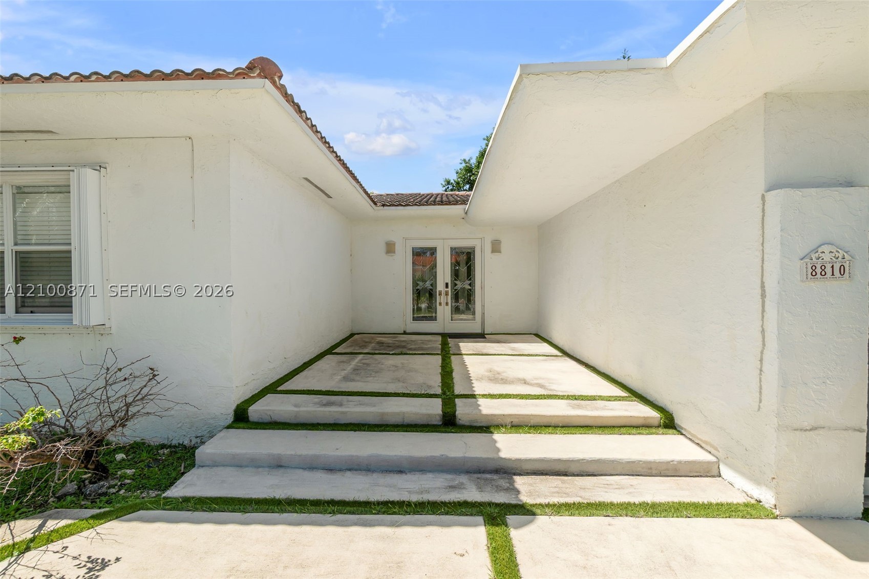 8810 Garland Ave Surfside, FL 33154