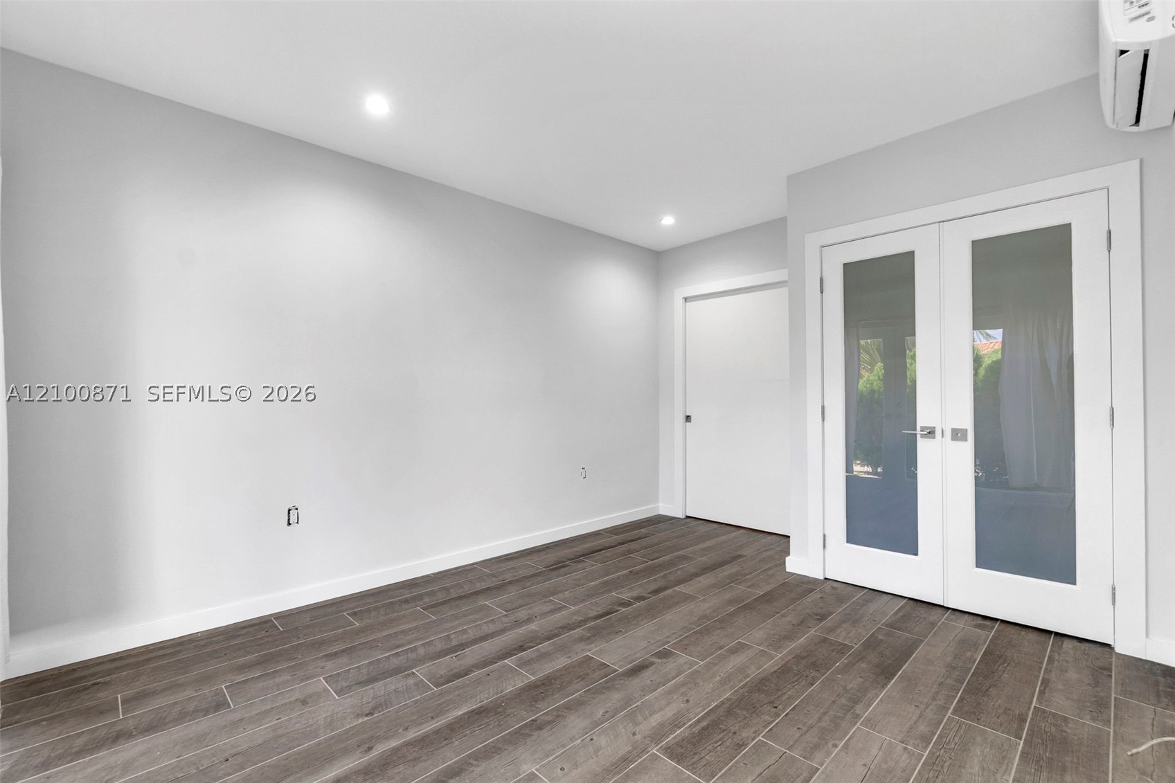 8810 Garland Ave Surfside, FL 33154