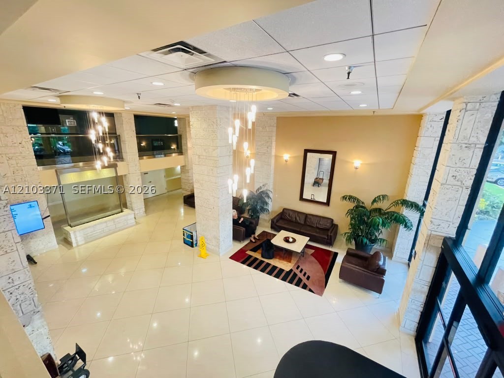 image Winston Towers 70027