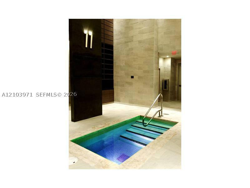 image Beach Club 237