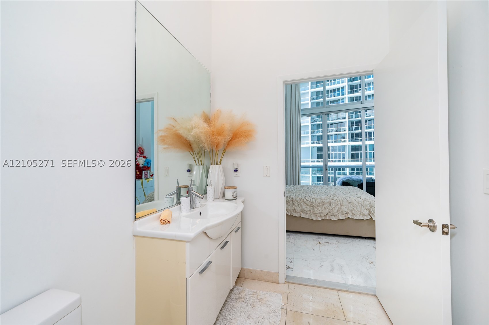 image Icon Brickell I10