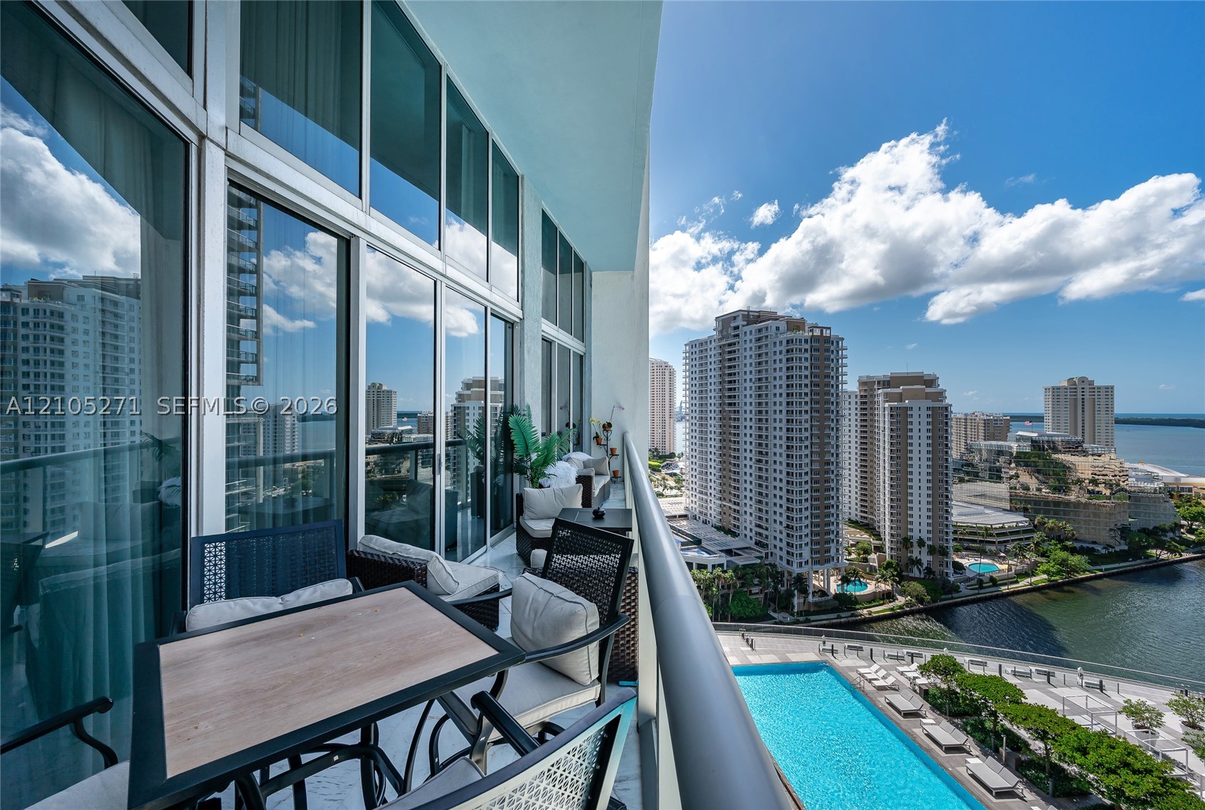 image Icon Brickell I13