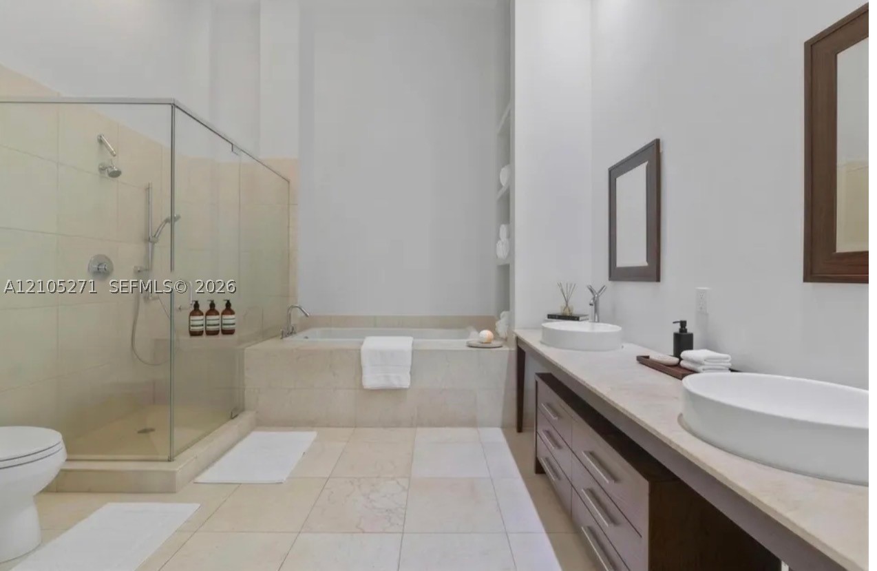 image Icon Brickell I3