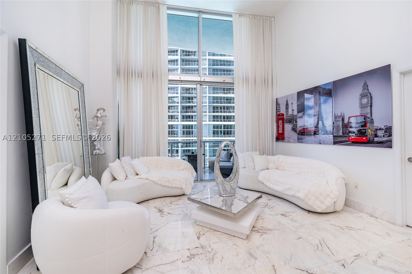 image Icon Brickell I6