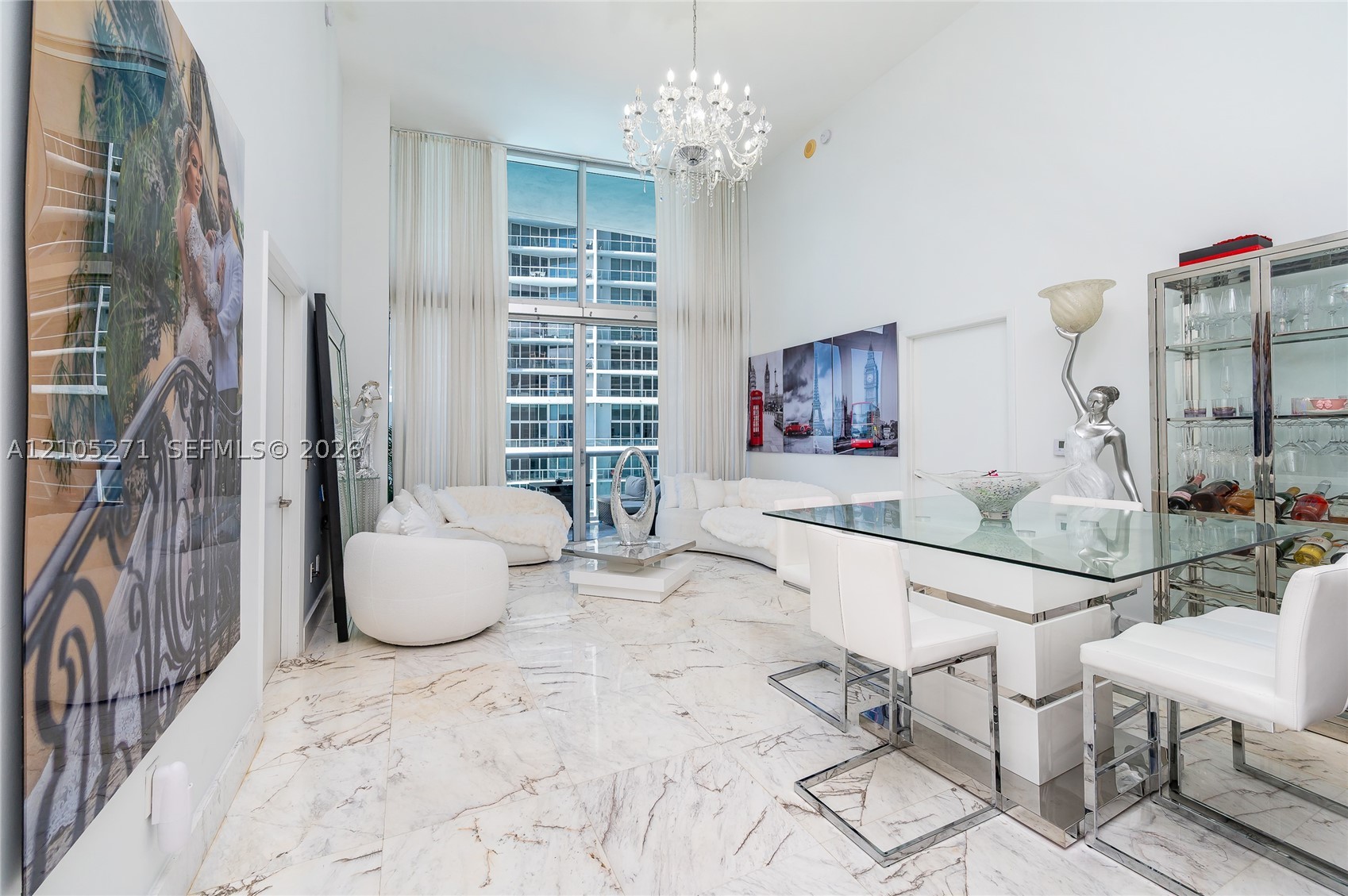 image Icon Brickell I8