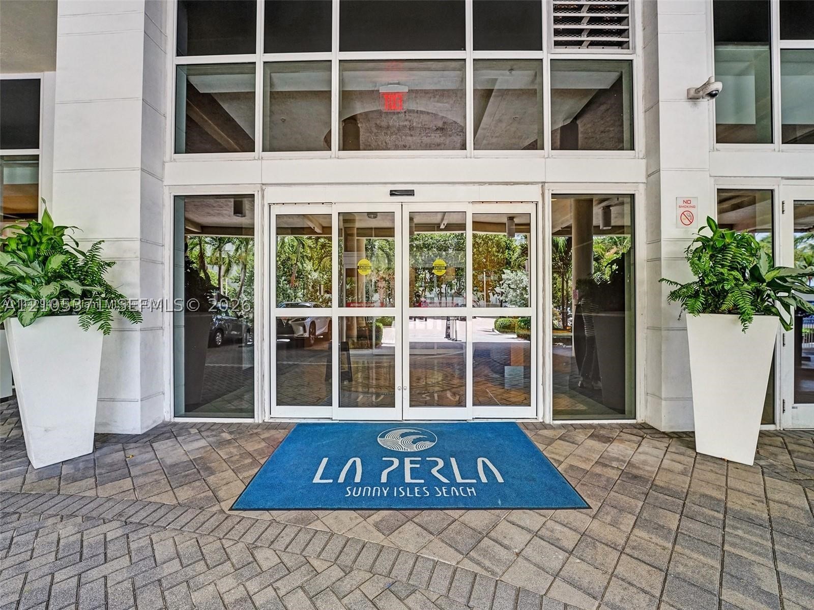 image La Perla47