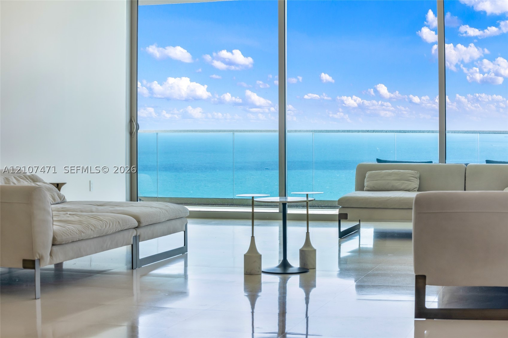10201 Collins Ave #2506
