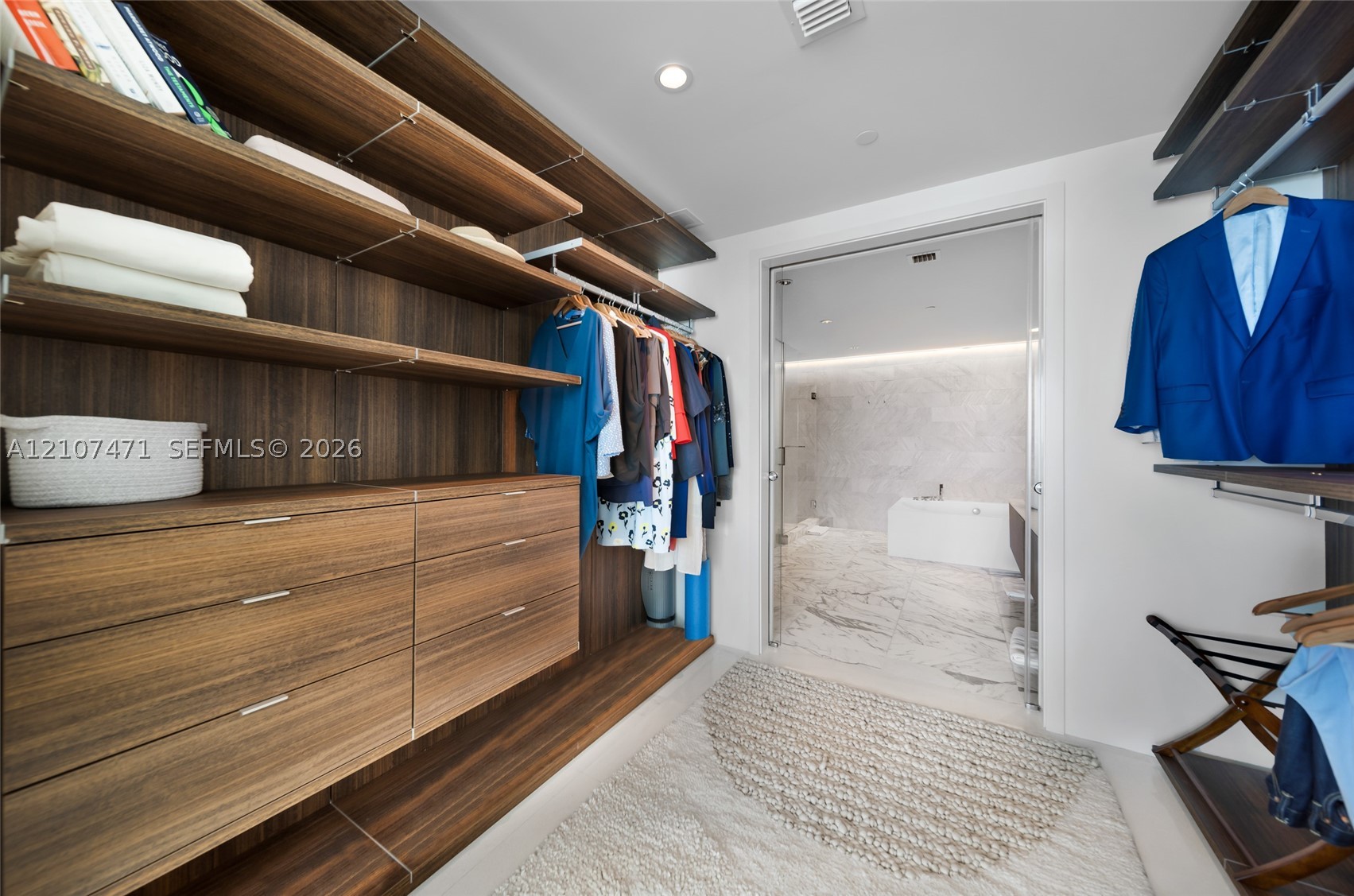 10201 Collins Ave #2506 Bal Harbour, FL 33154