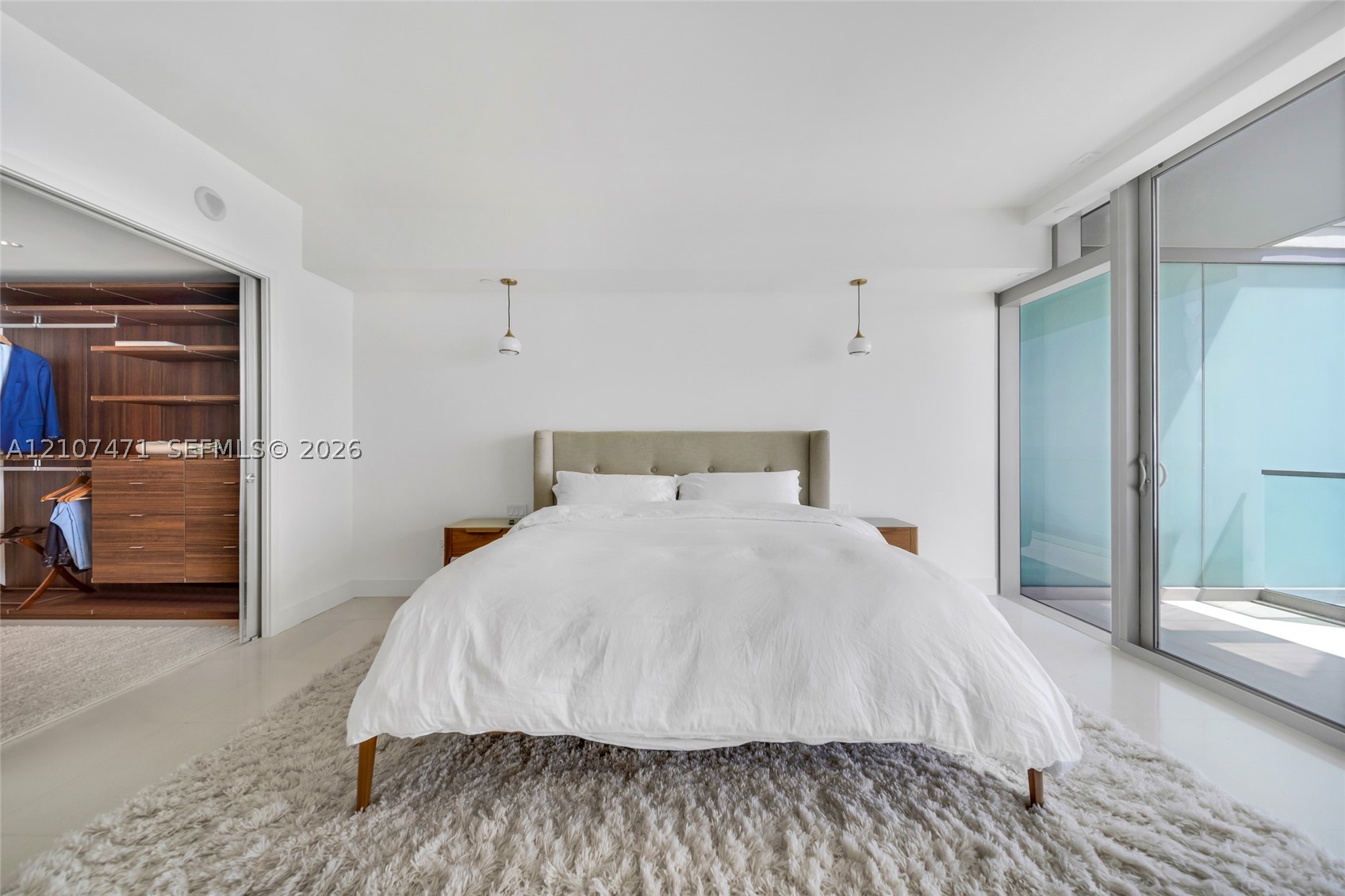 10201 Collins Ave #2506 Bal Harbour, FL 33154