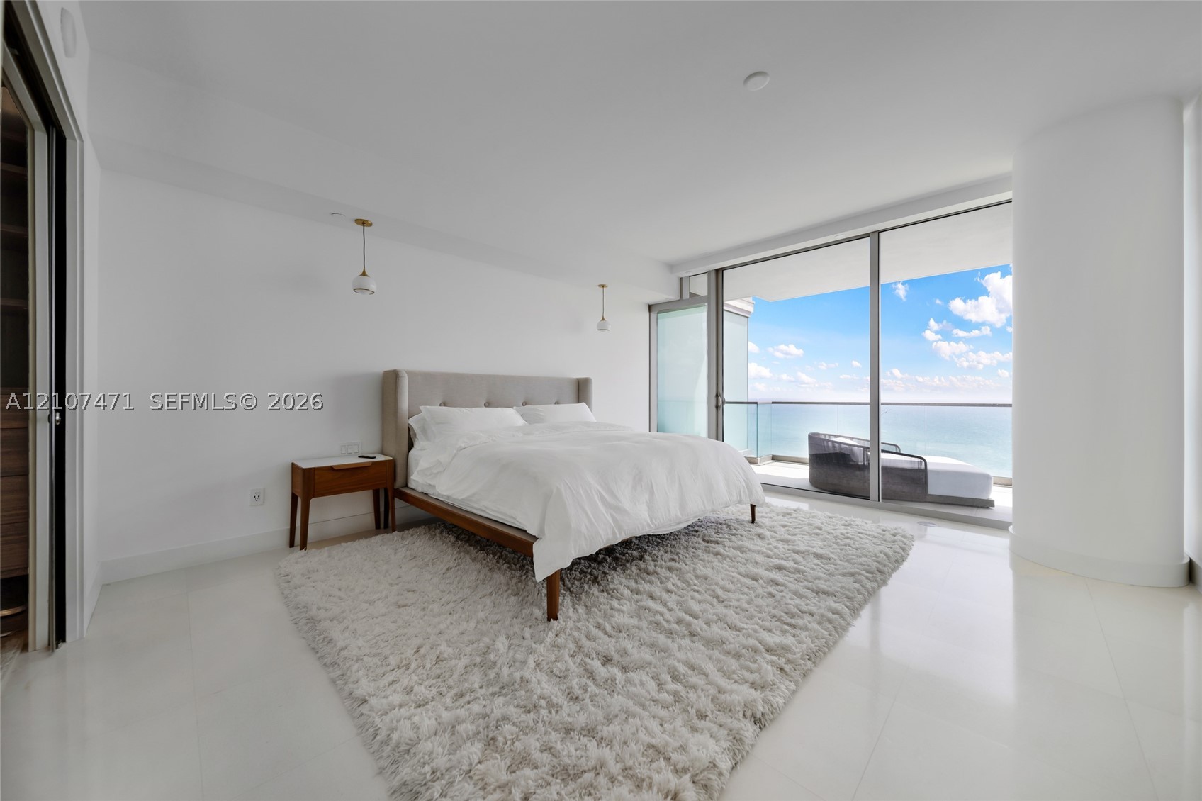 10201 Collins Ave #2506 Bal Harbour, FL 33154