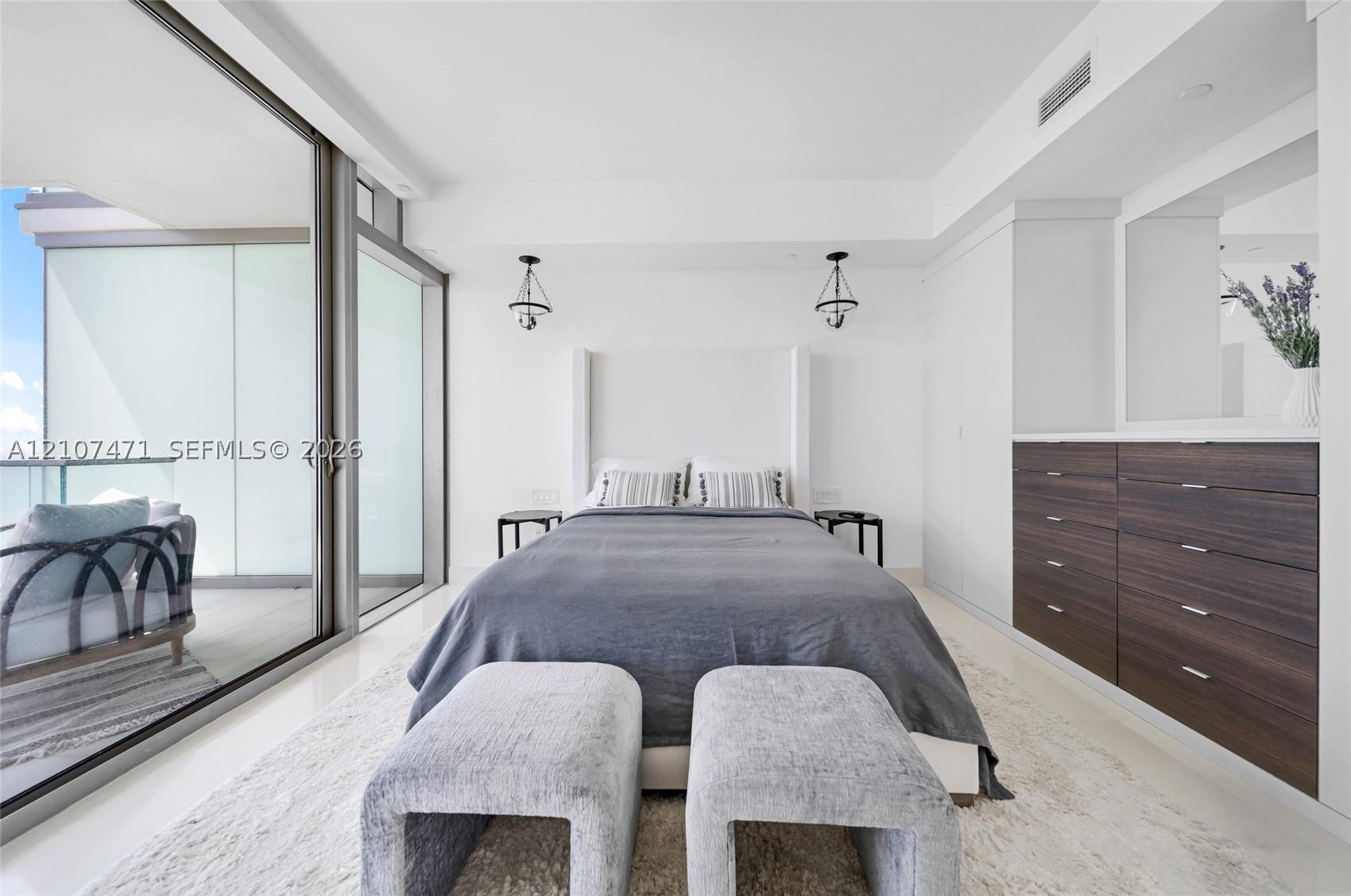 10201 Collins Ave #2506 Bal Harbour, FL 33154