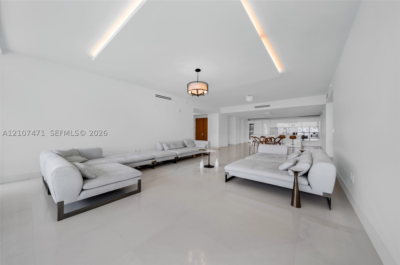 10201 Collins Ave #2506 Bal Harbour, FL 33154