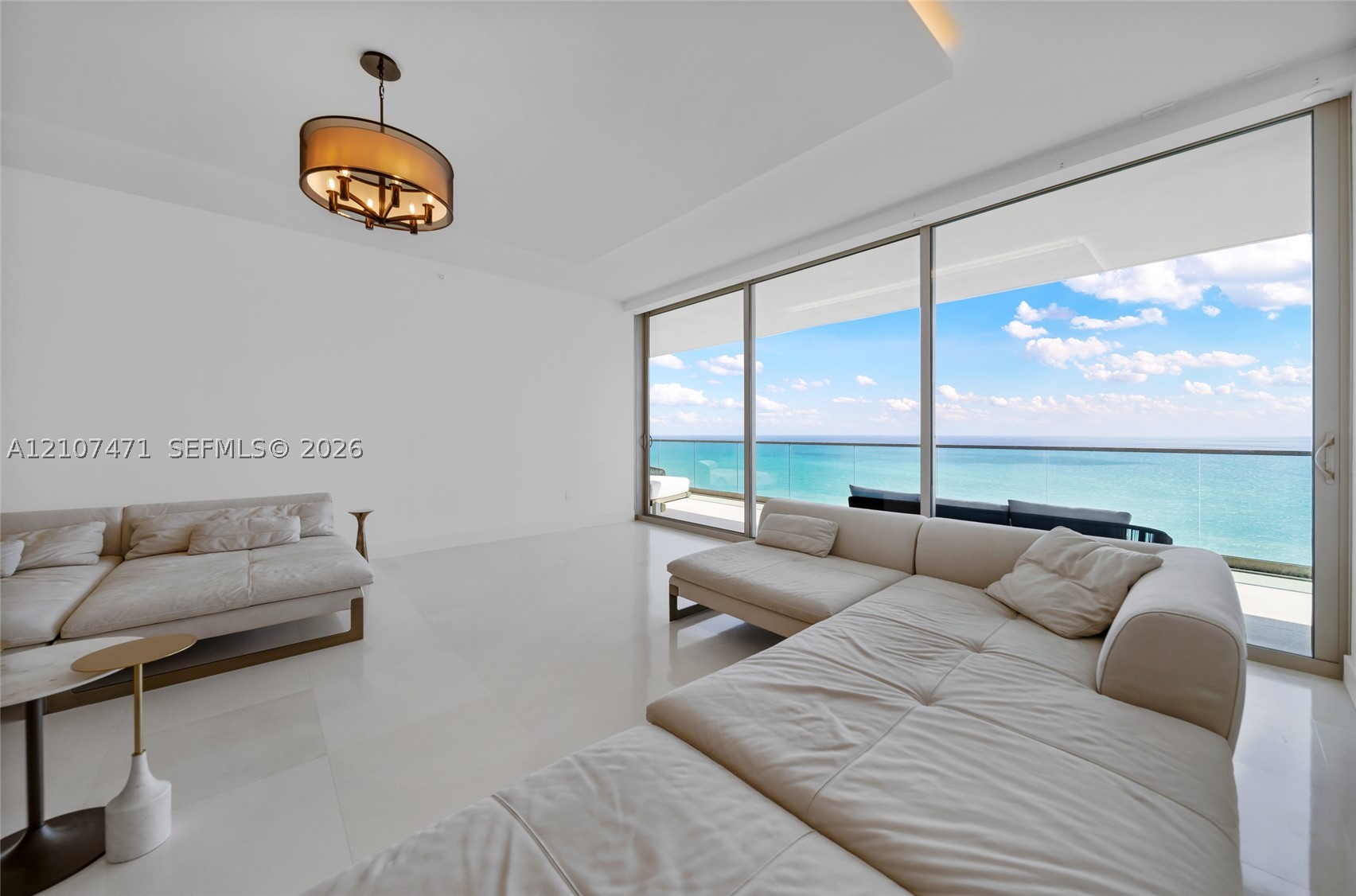 10201 Collins Ave #2506 Bal Harbour, FL 33154