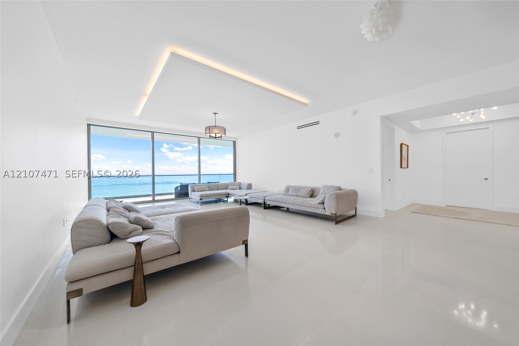 10201 Collins Ave #2506 Bal Harbour, FL 33154