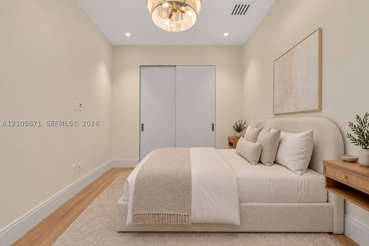 13045 Coronado Ter North Miami, FL 33181