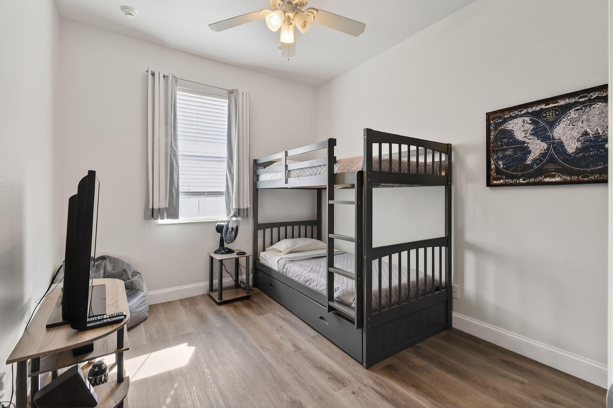 3241 Hemingway Jupiter, FL 33458