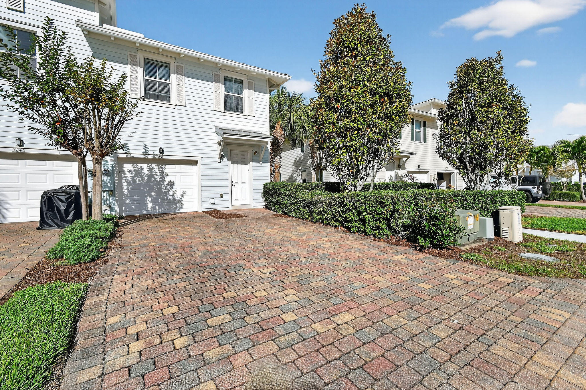 3241 Hemingway Jupiter, FL 33458