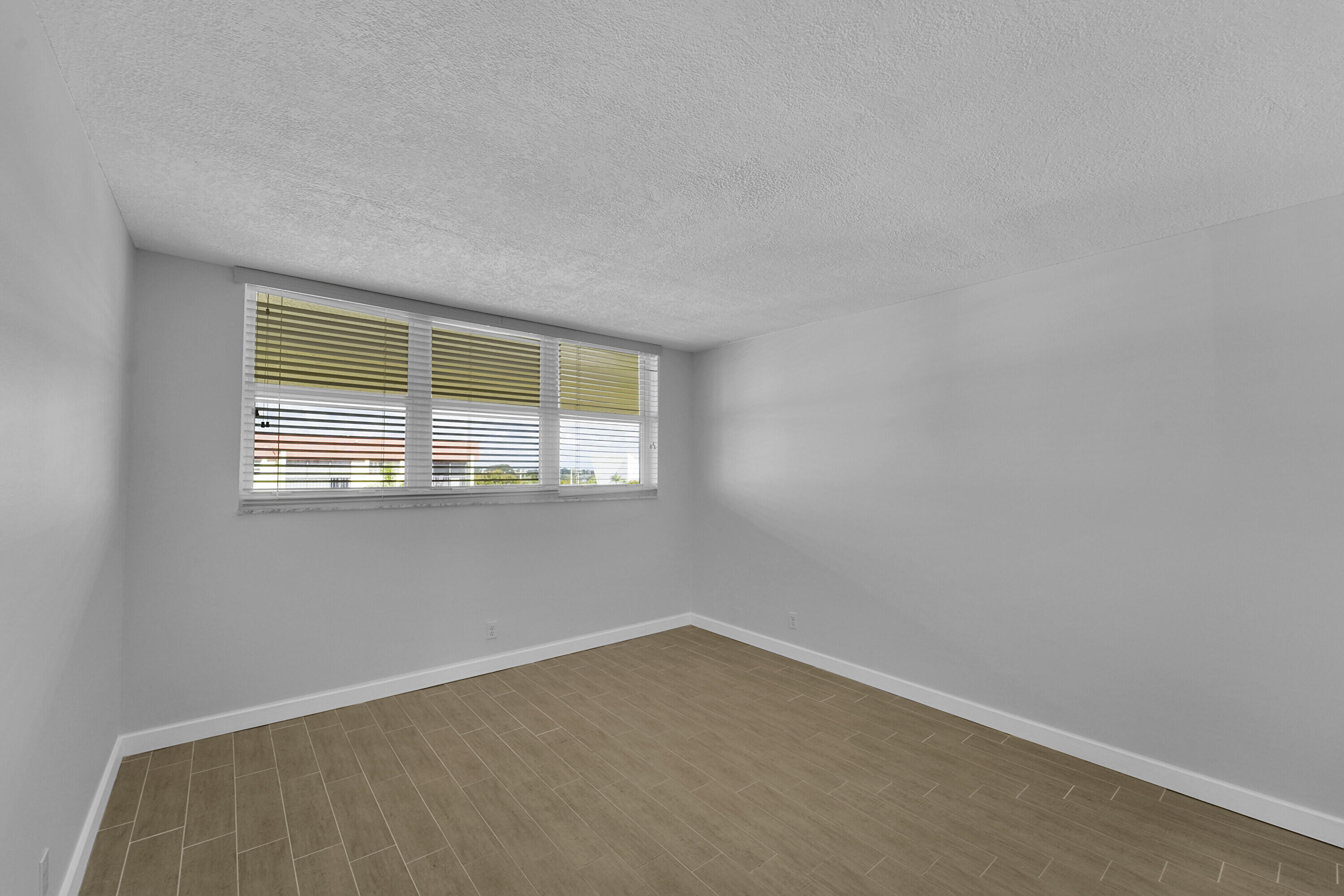 5300 NE 24th #525 Fort Lauderdale, FL 33308