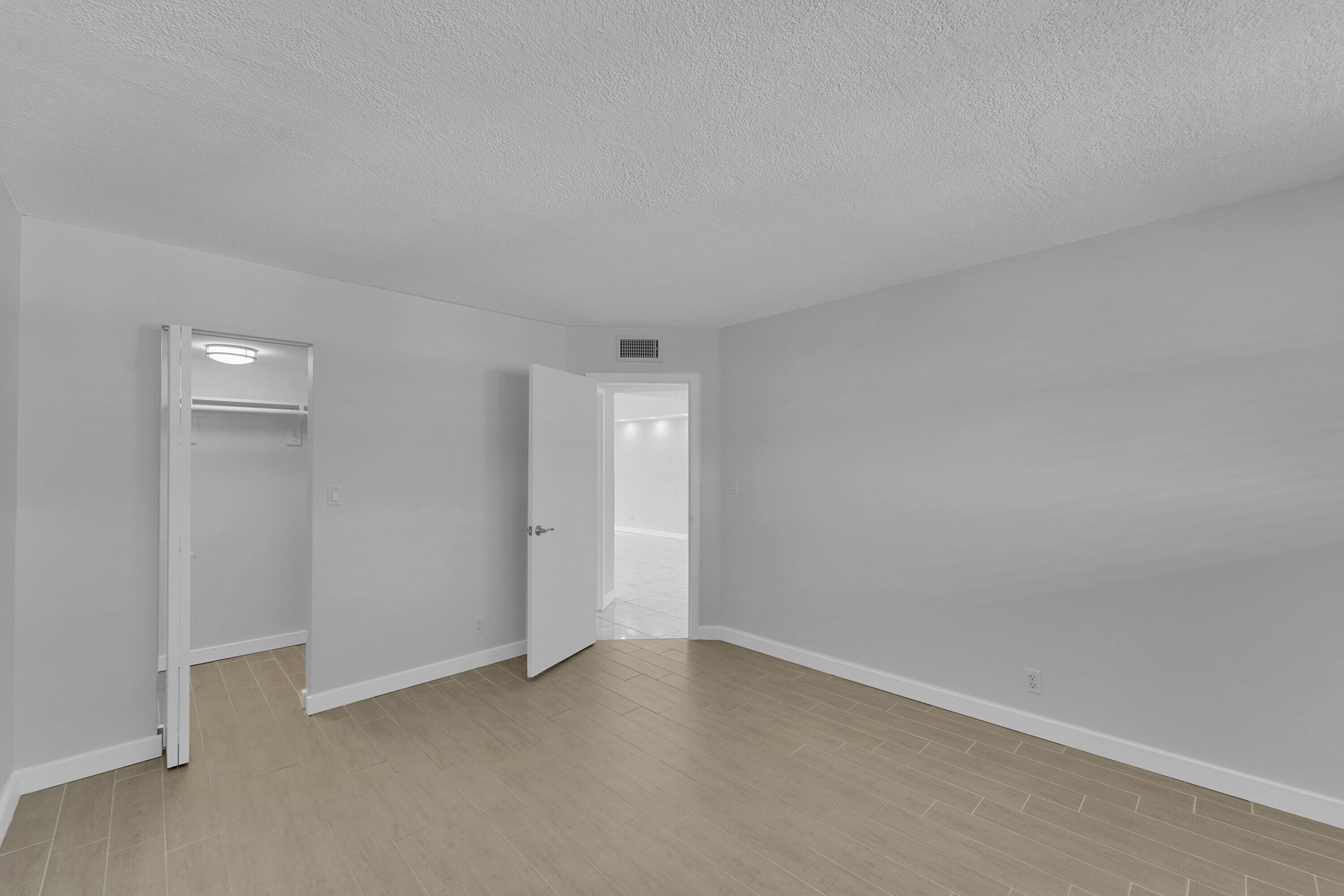 5300 NE 24th #525 Fort Lauderdale, FL 33308