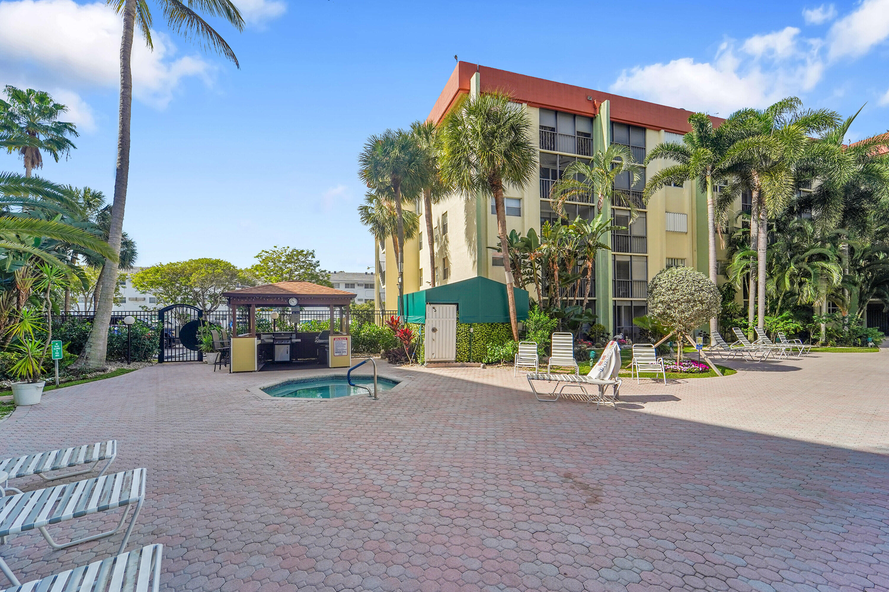 5300 NE 24th #525 Fort Lauderdale, FL 33308