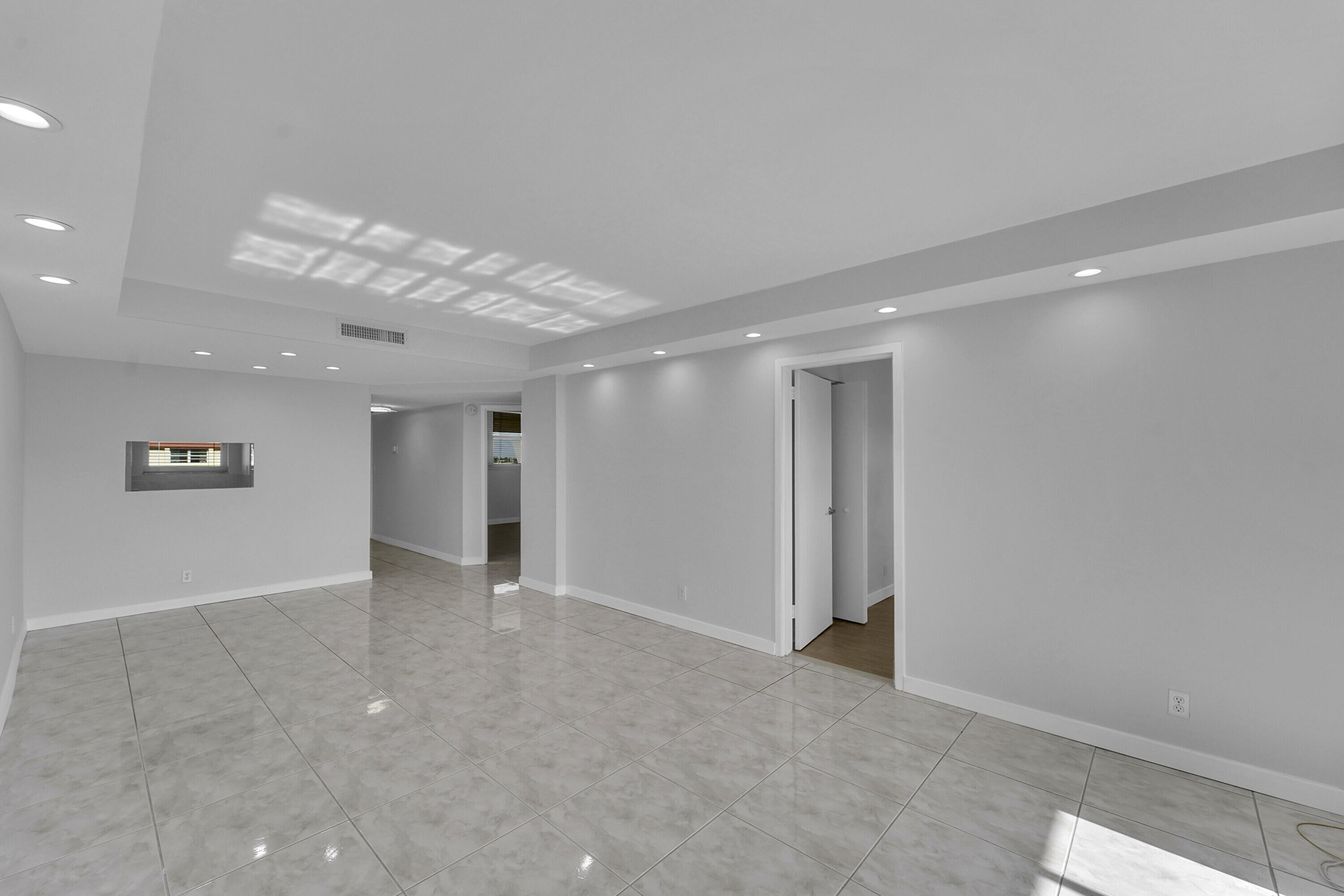 5300 NE 24th #525 Fort Lauderdale, FL 33308