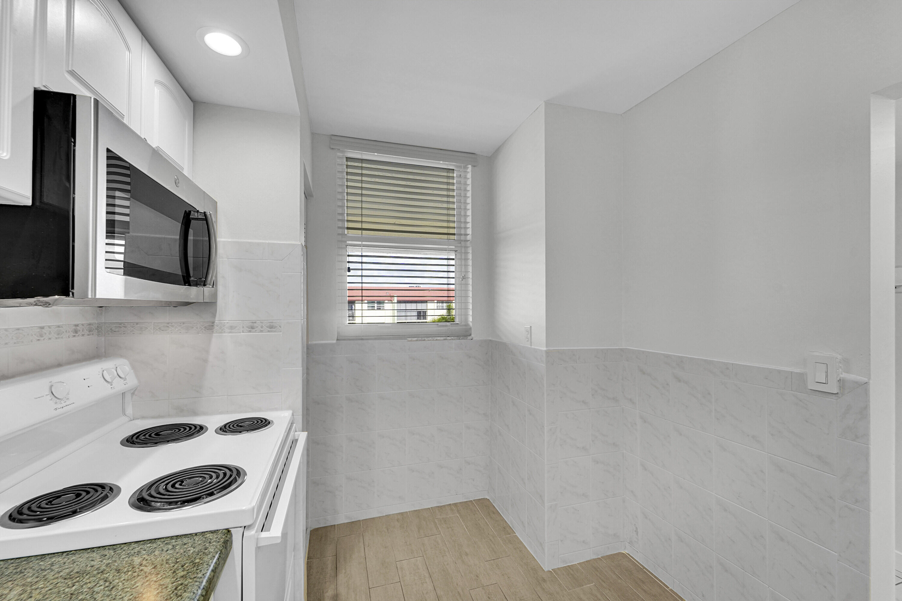 5300 NE 24th #525 Fort Lauderdale, FL 33308