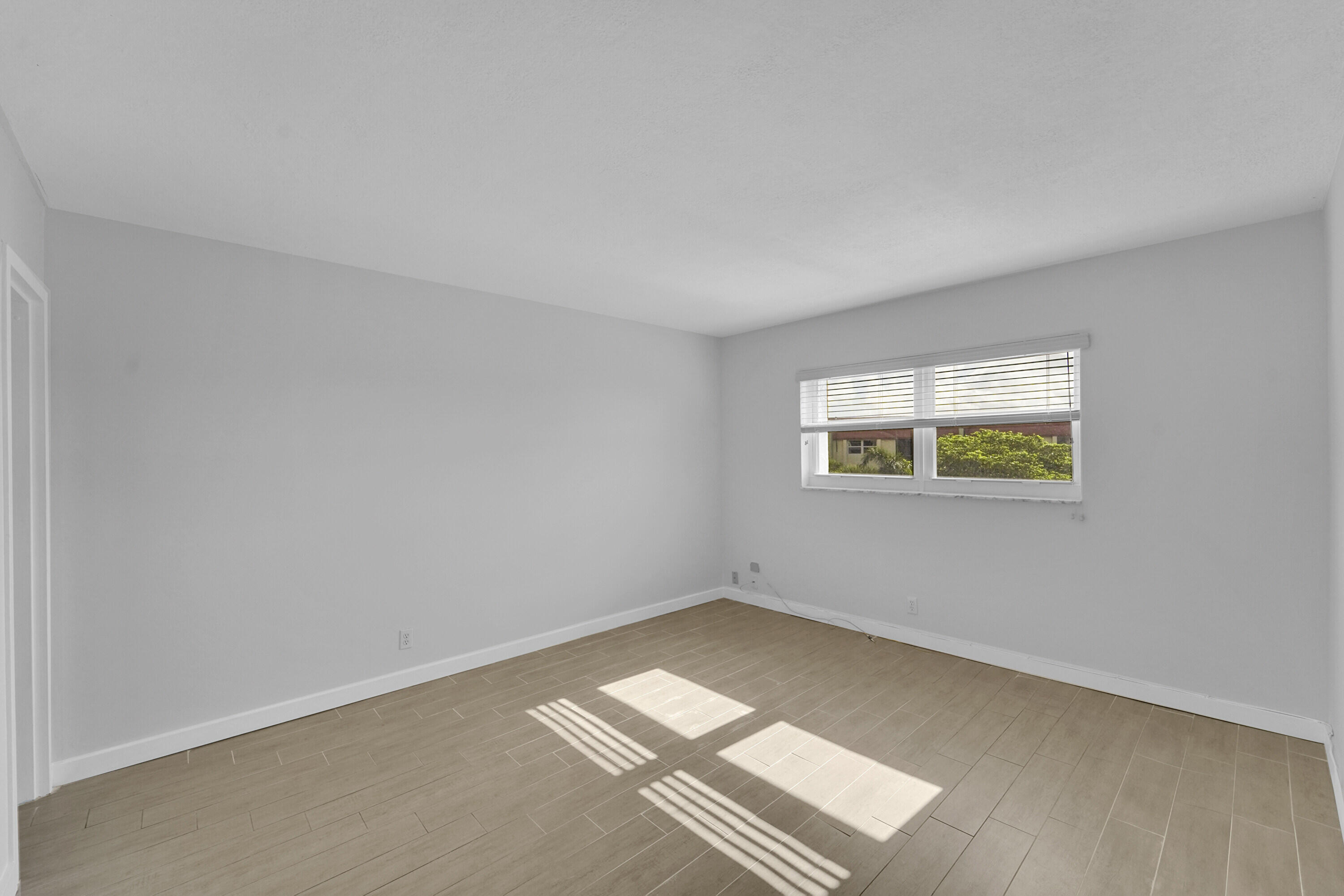 5300 NE 24th #525 Fort Lauderdale, FL 33308