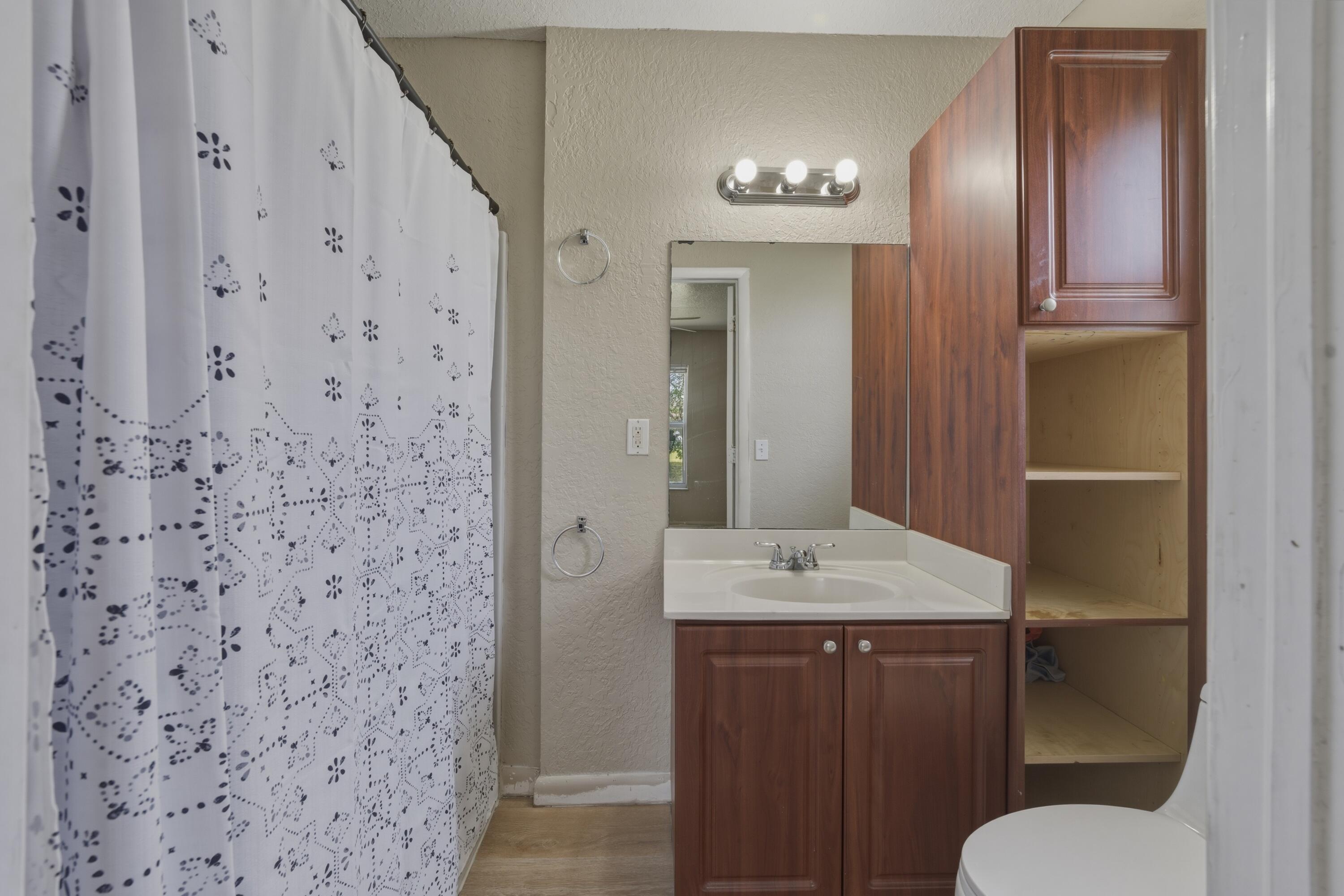 20402 SW 119th Miami, FL 33177