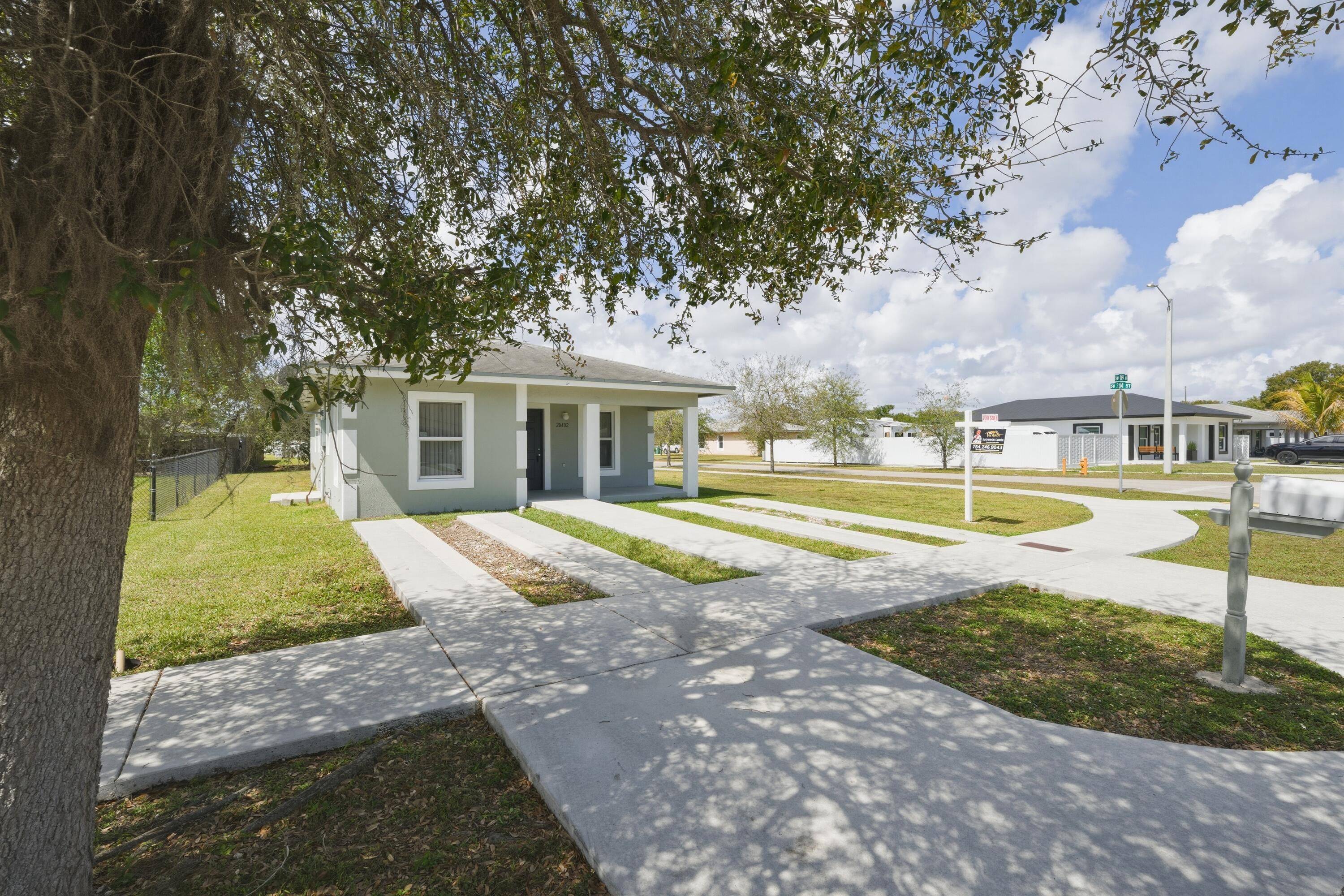 20402 SW 119th Miami, FL 33177