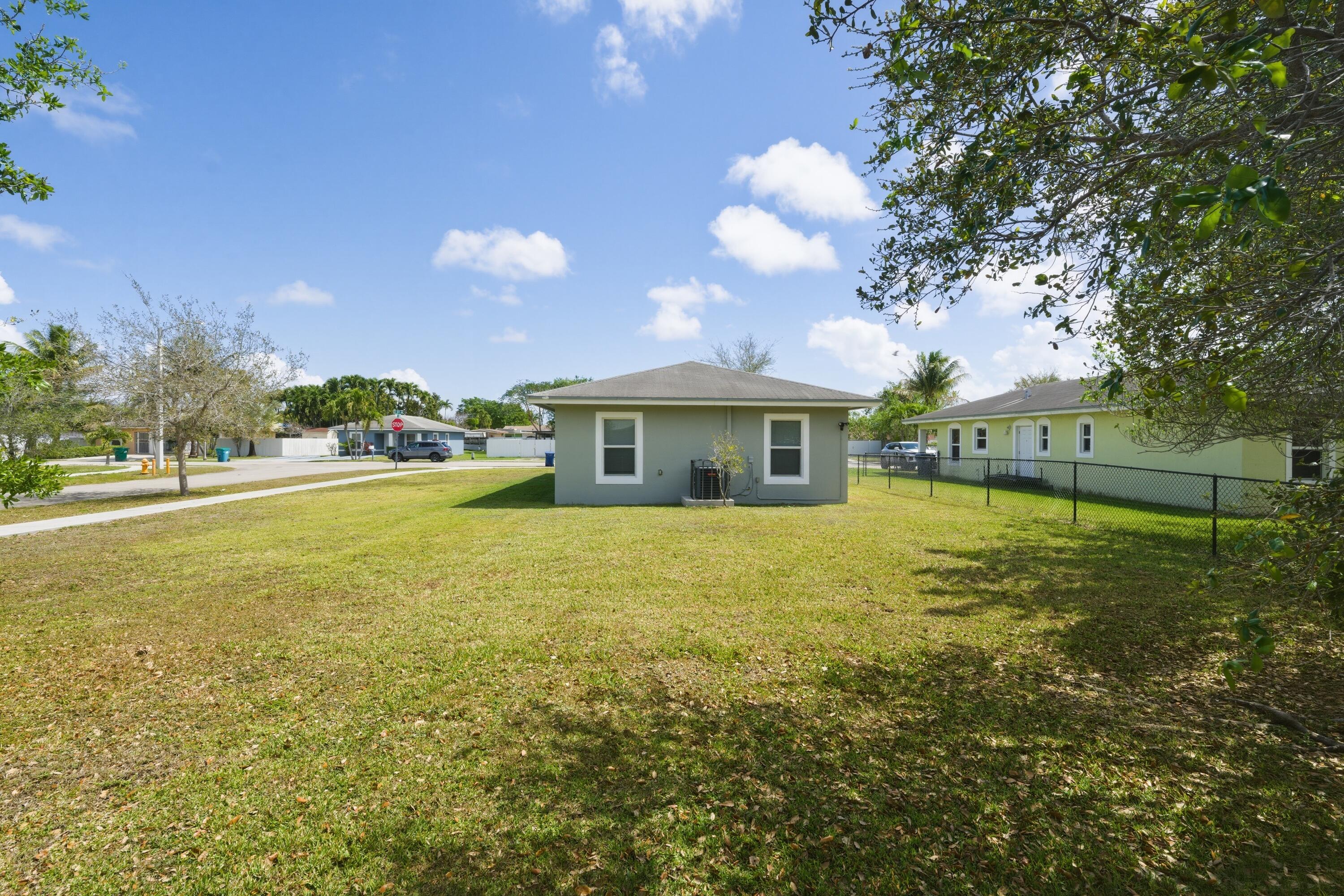 20402 SW 119th Miami, FL 33177