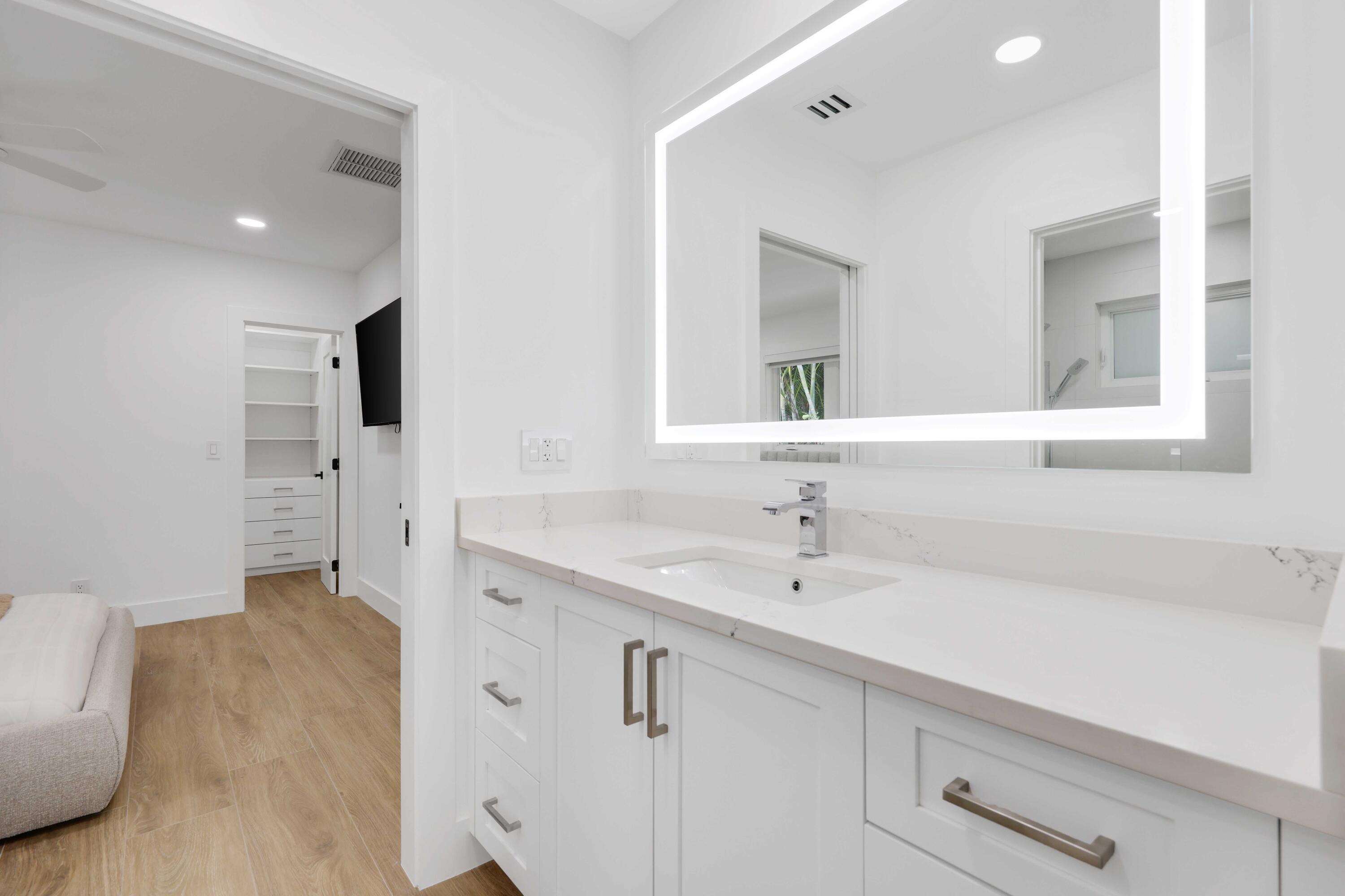 1102 Island Delray Beach, FL 33483