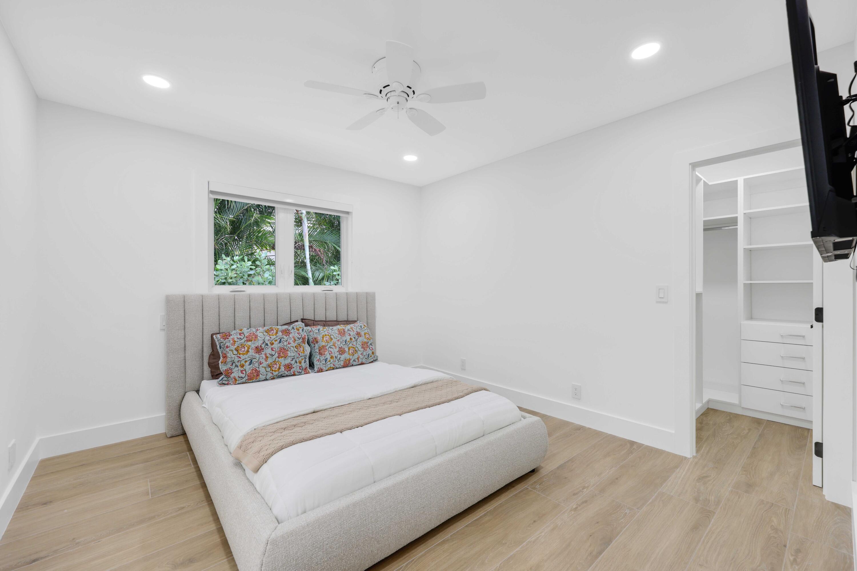 1102 Island Delray Beach, FL 33483