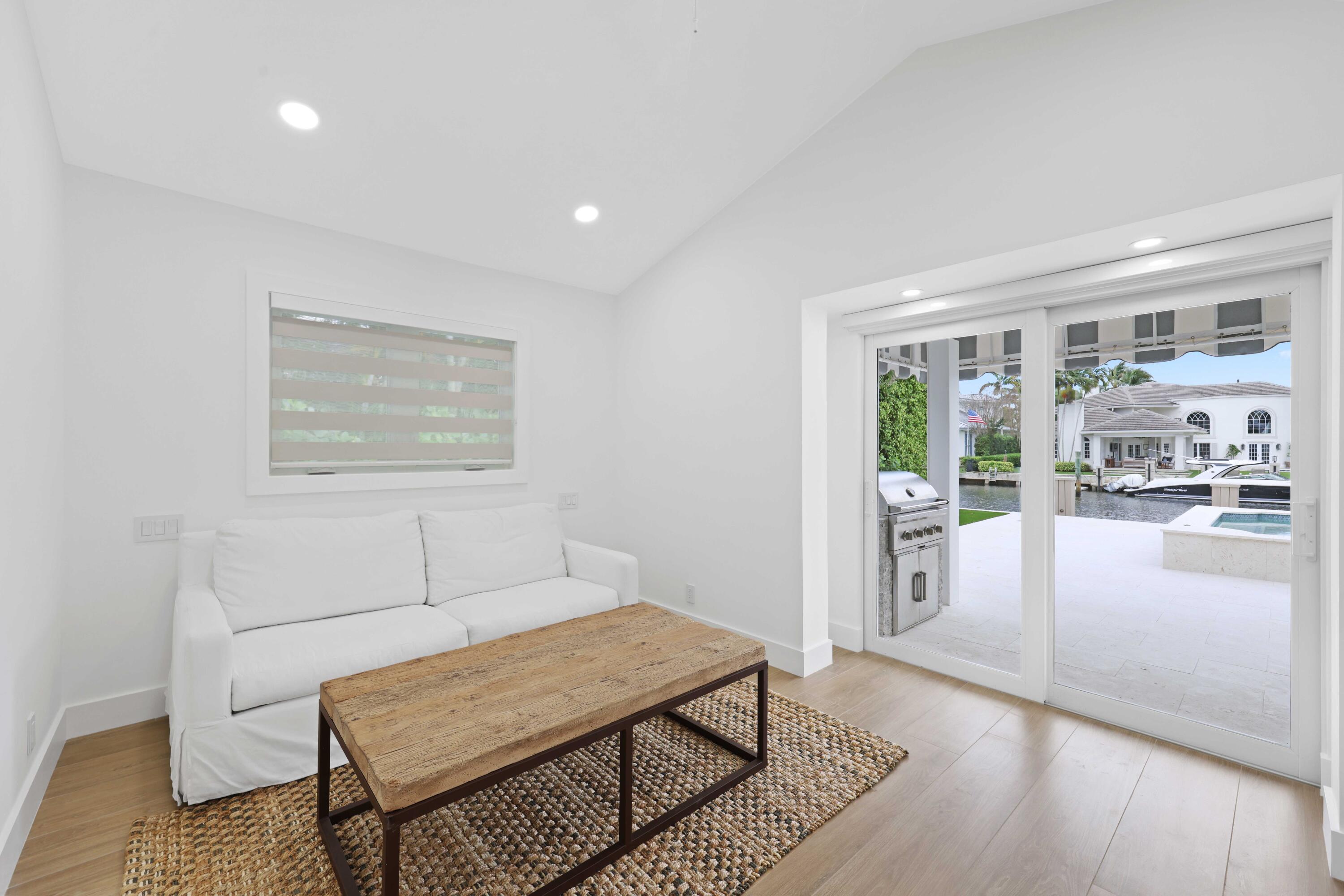 1102 Island Delray Beach, FL 33483