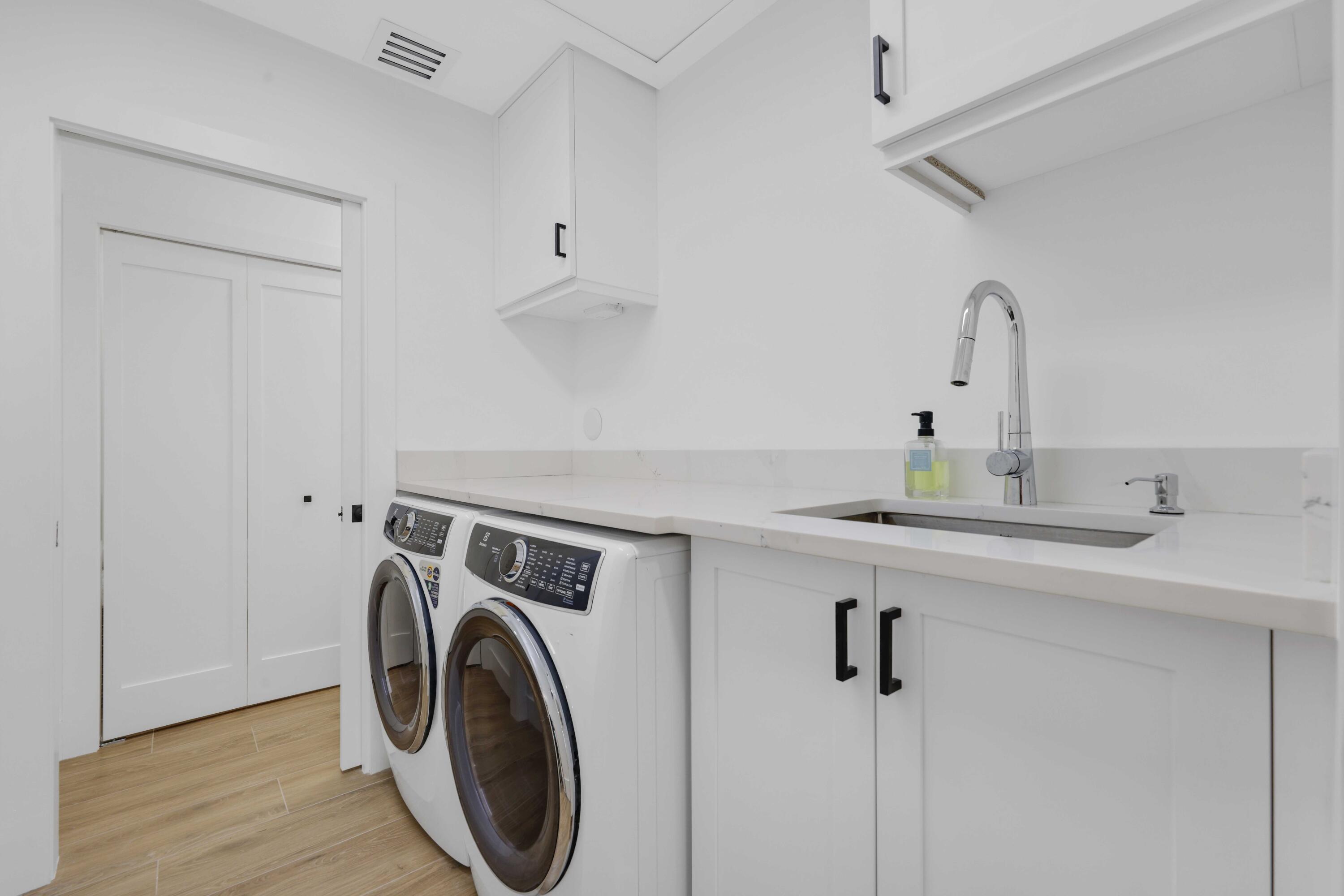 1102 Island Delray Beach, FL 33483