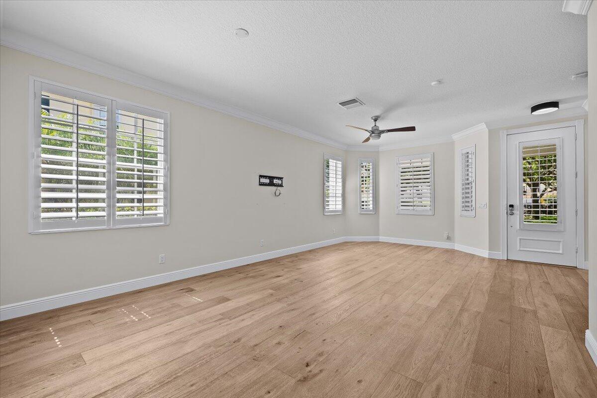 126 Barbados Jupiter, FL 33458