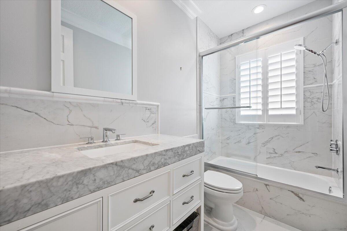 126 Barbados Jupiter, FL 33458